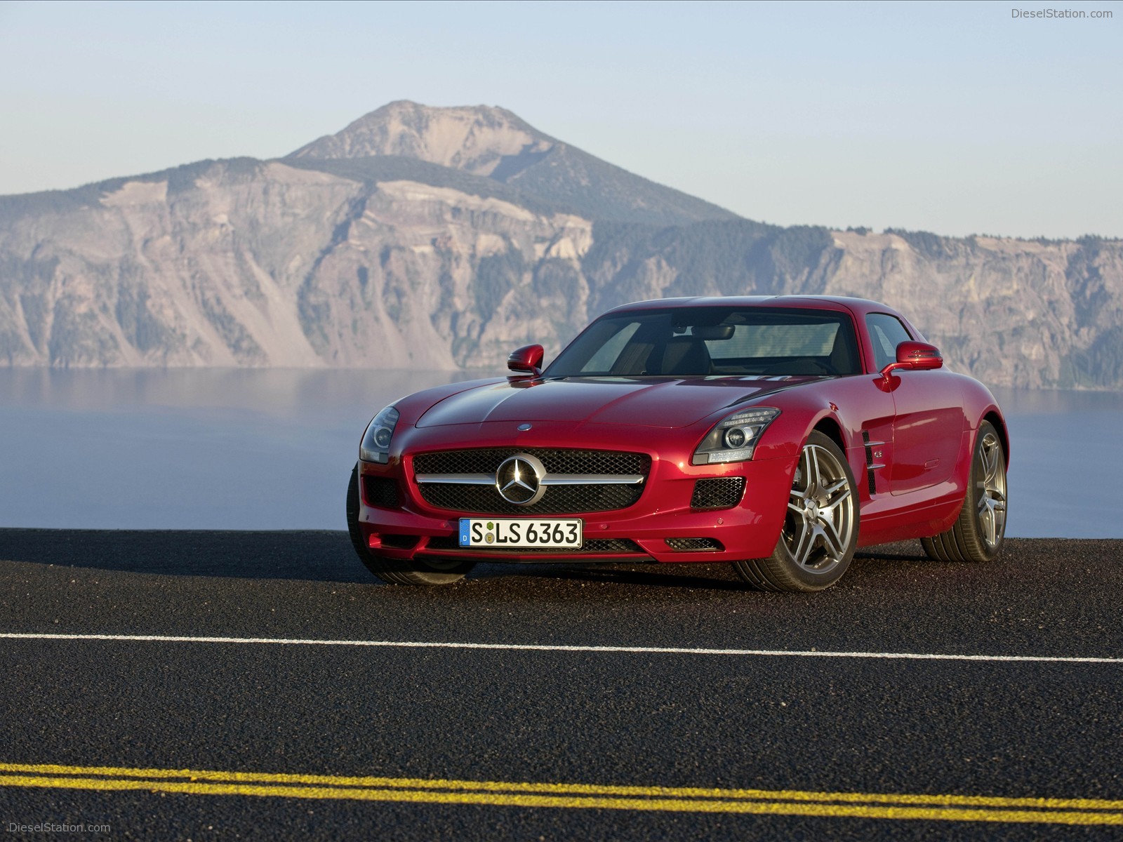 2011 Mercedes Benz SLS AMG in Depth