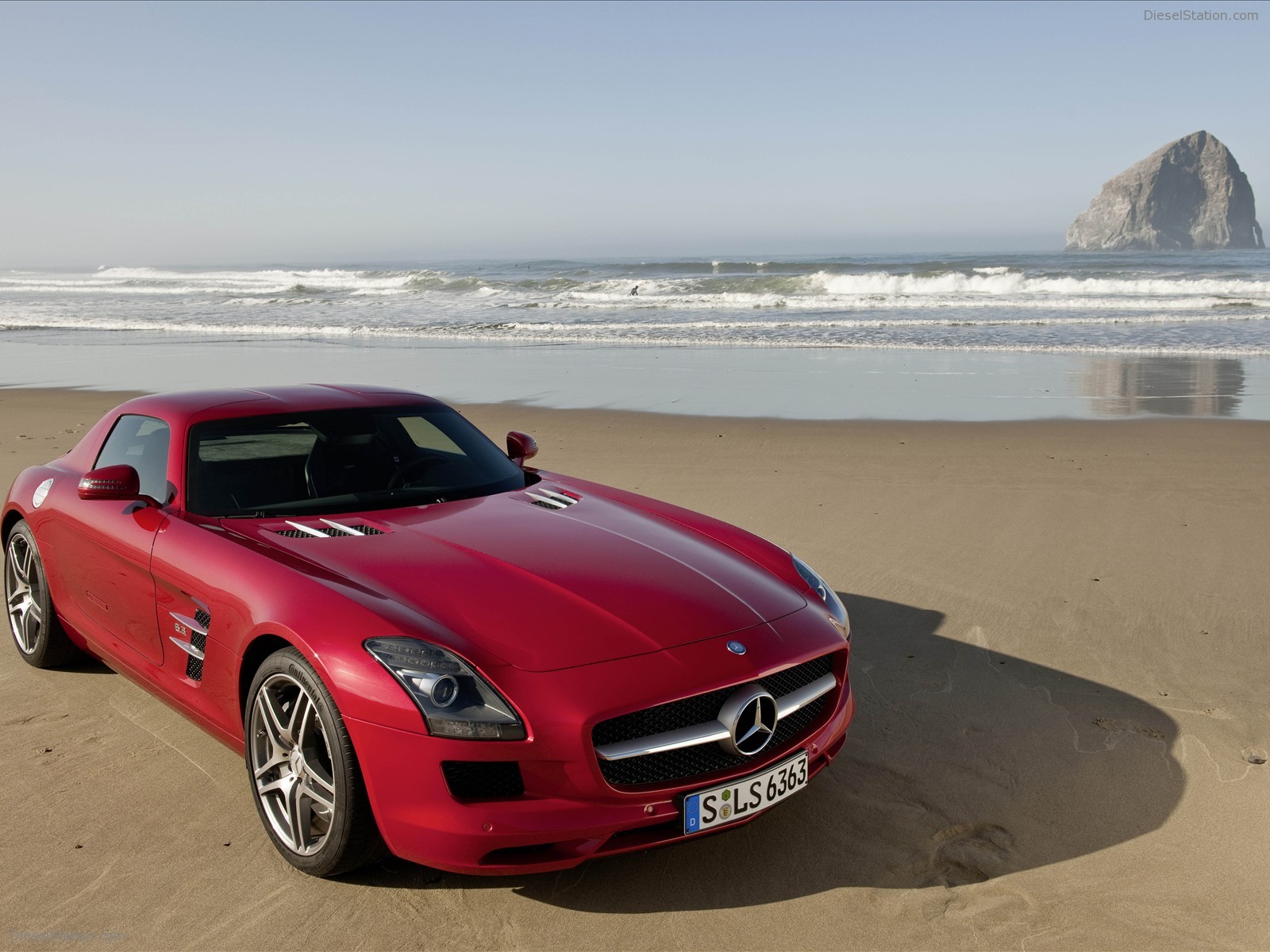 2011 Mercedes Benz SLS AMG in Depth