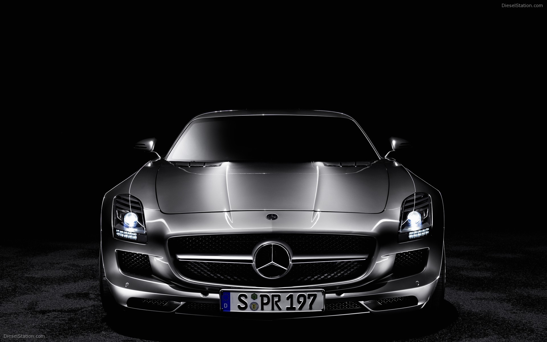 2011 Mercedes Benz SLS AMG in Depth