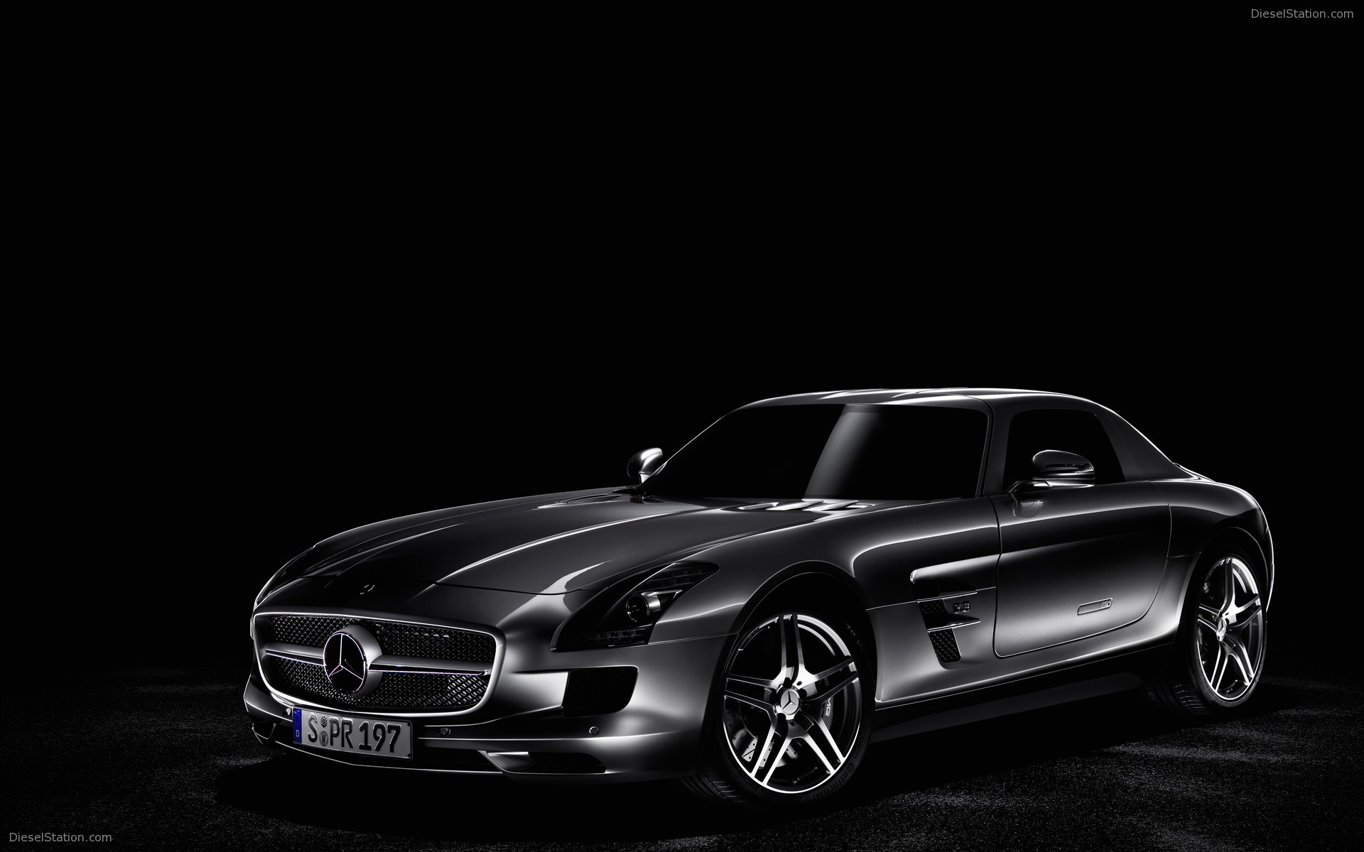 2011 Mercedes Benz SLS AMG in Depth