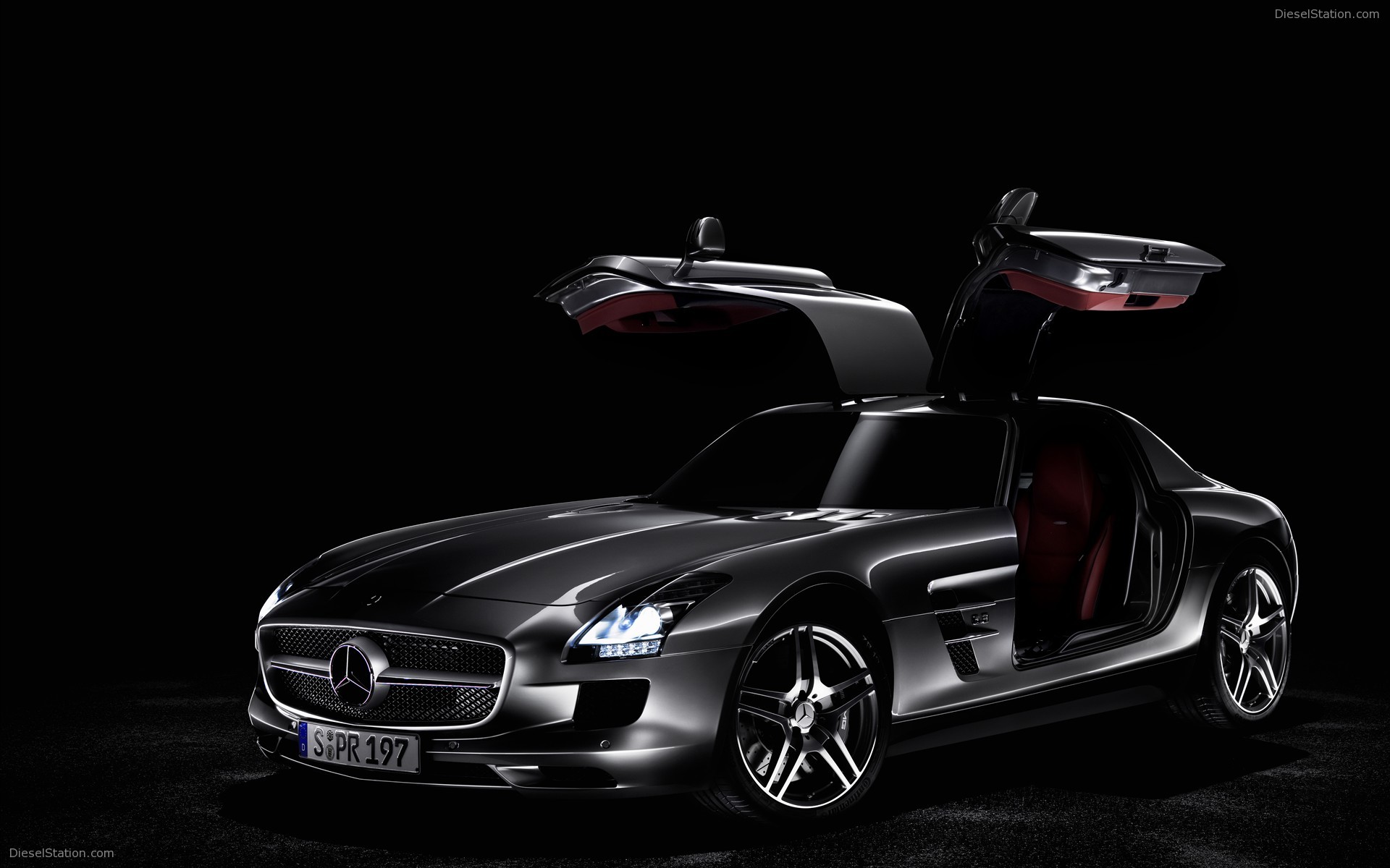 2011 Mercedes Benz SLS AMG in Depth