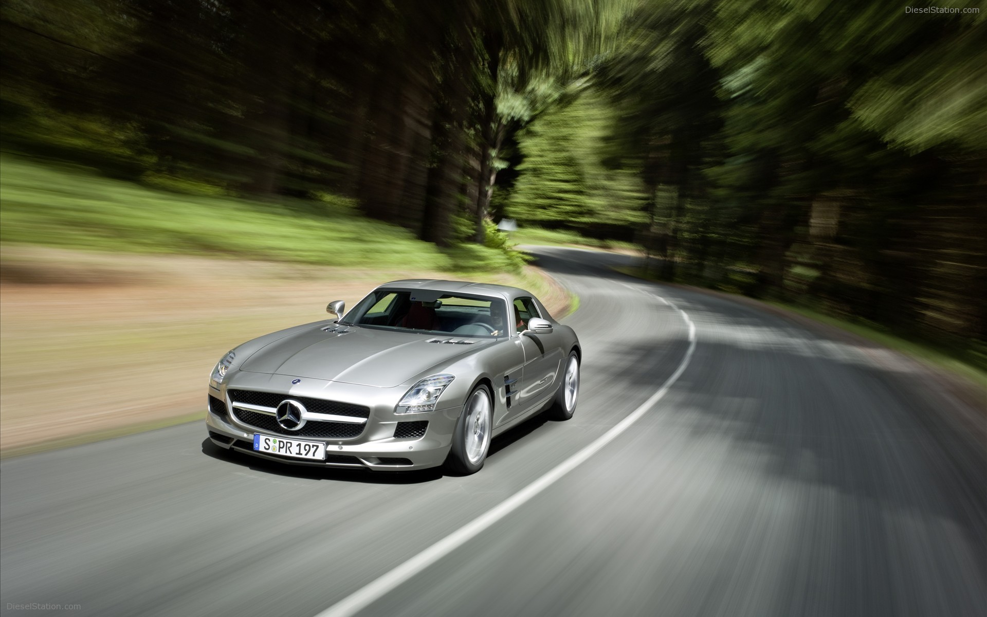 2011 Mercedes Benz SLS AMG in Depth