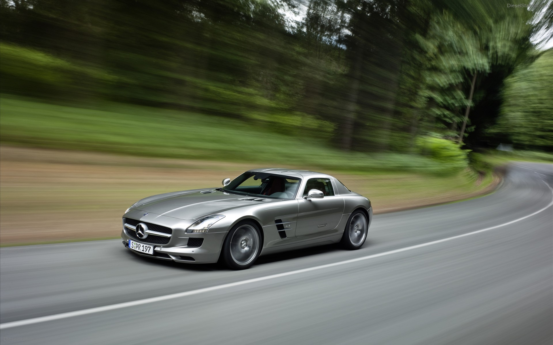 2011 Mercedes Benz SLS AMG in Depth