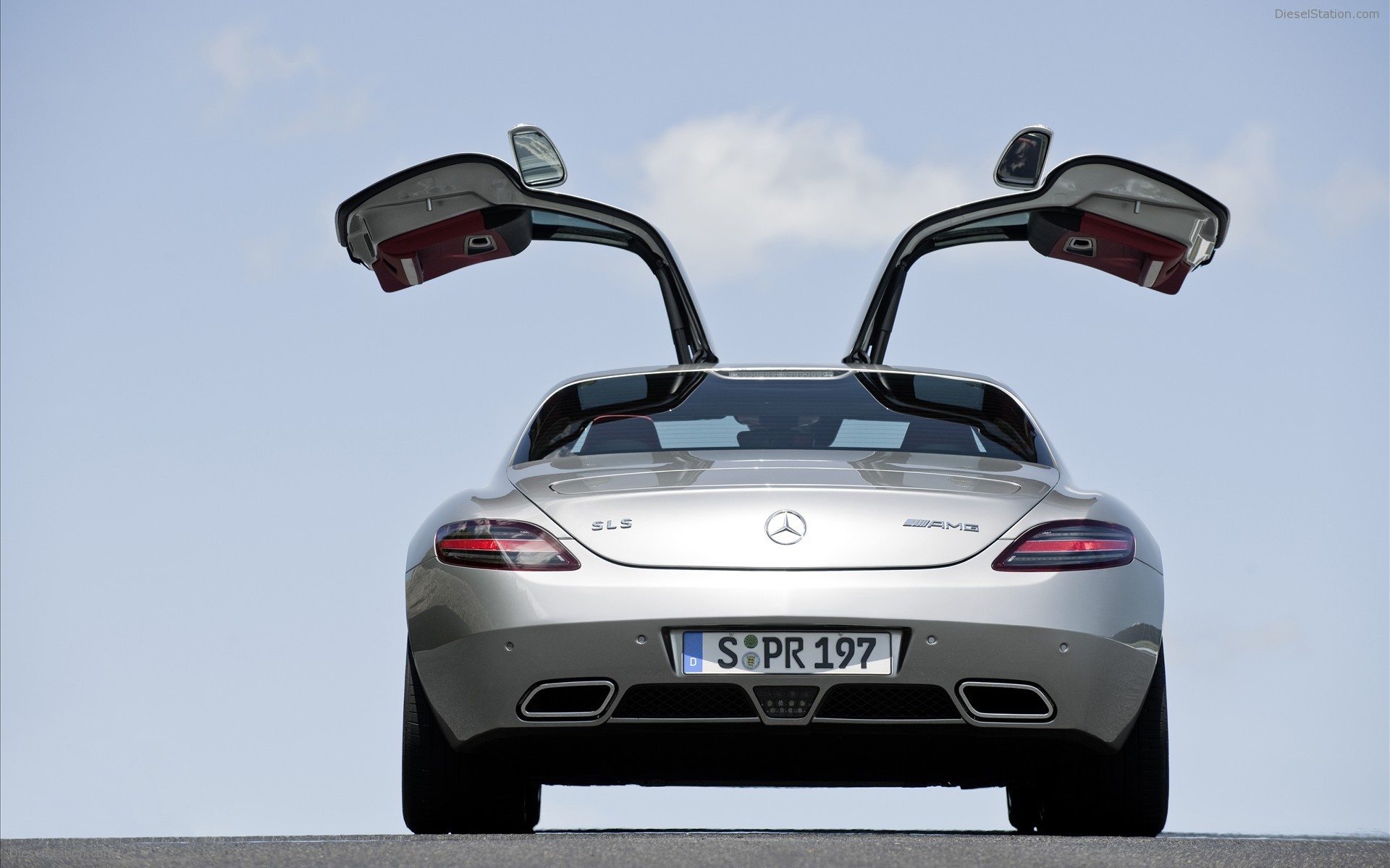 2011 Mercedes Benz SLS AMG in Depth