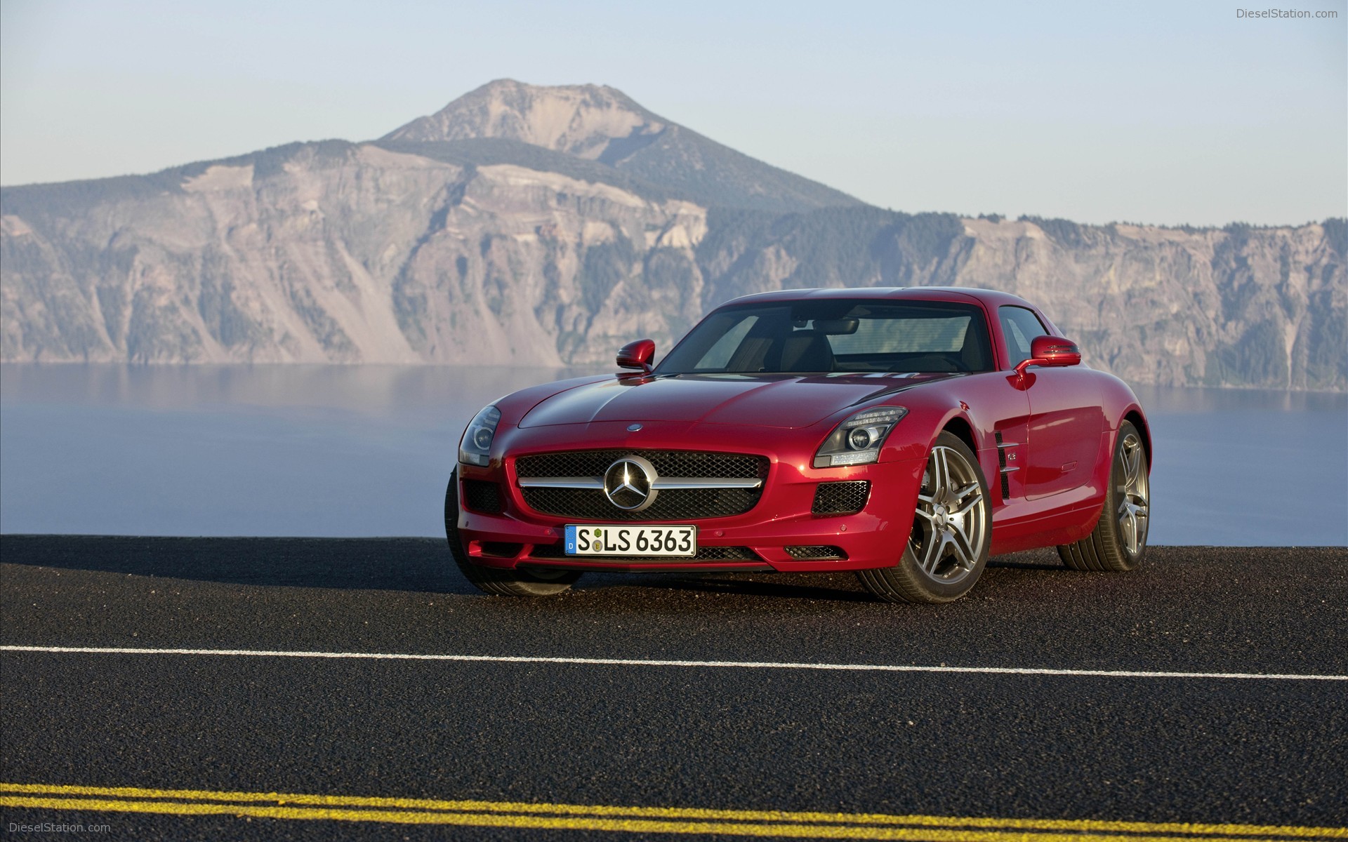 2011 Mercedes Benz SLS AMG in Depth