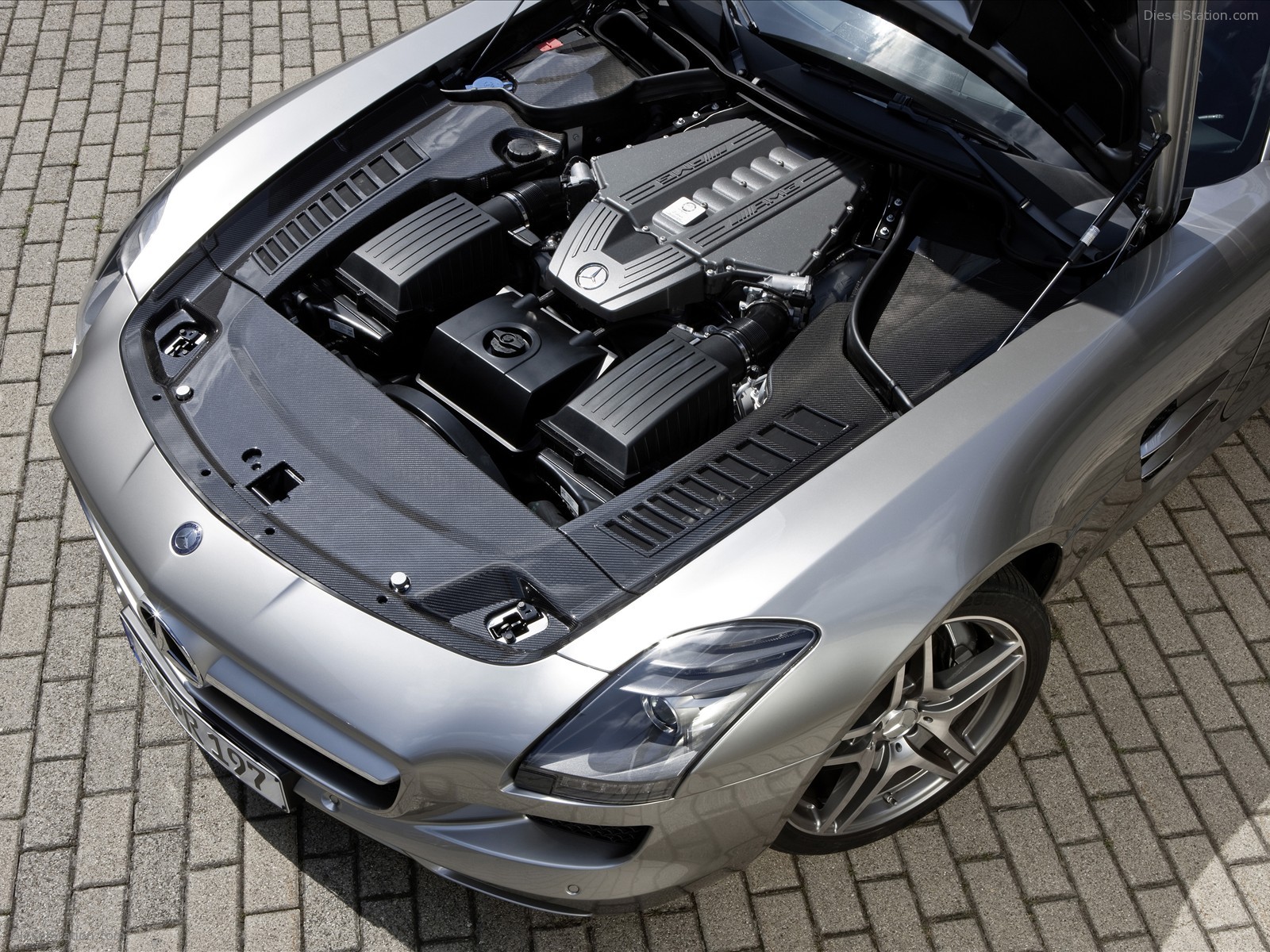 2011 Mercedes-Benz SLS AMG 