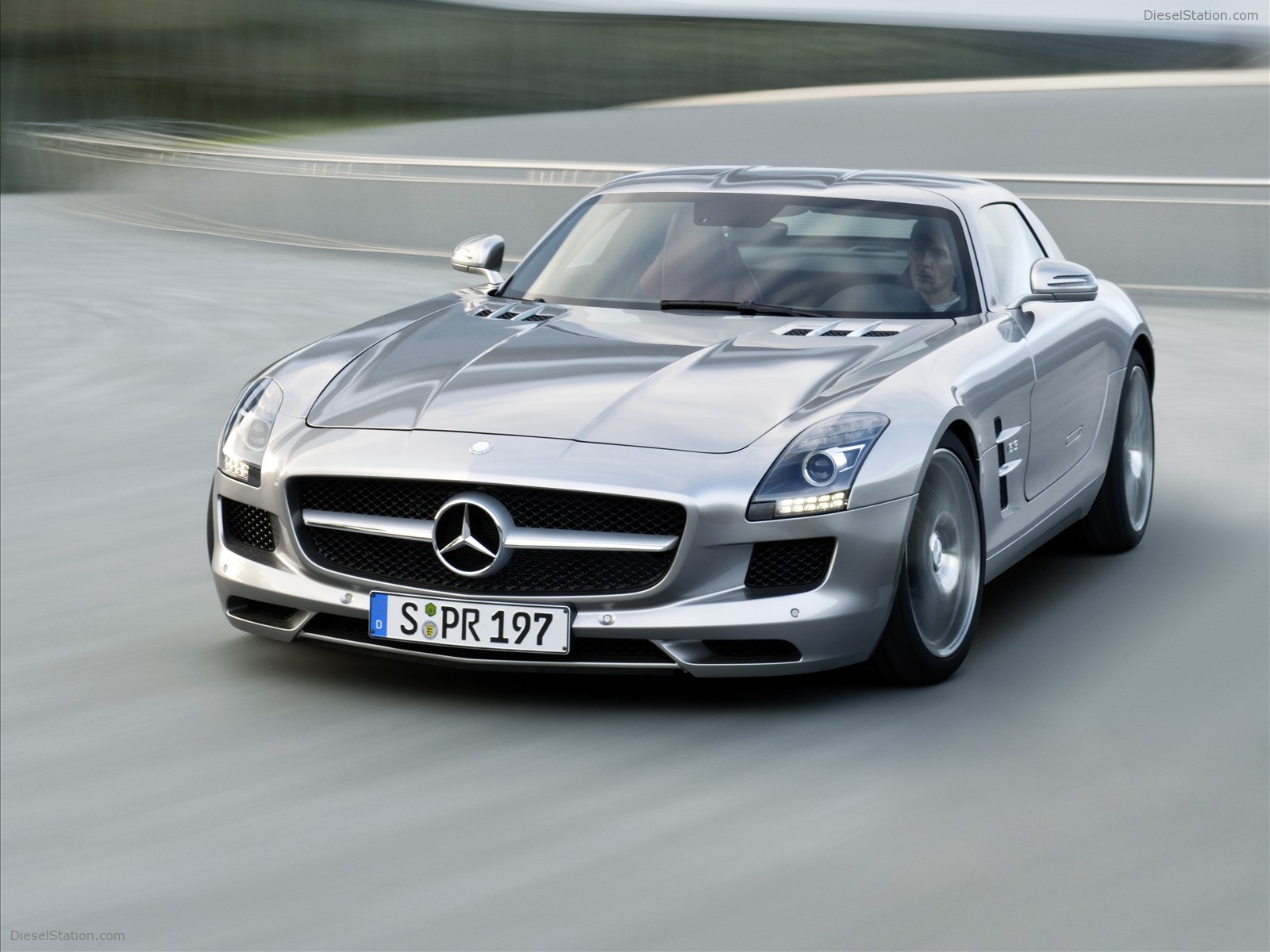 2011 Mercedes-Benz SLS AMG 