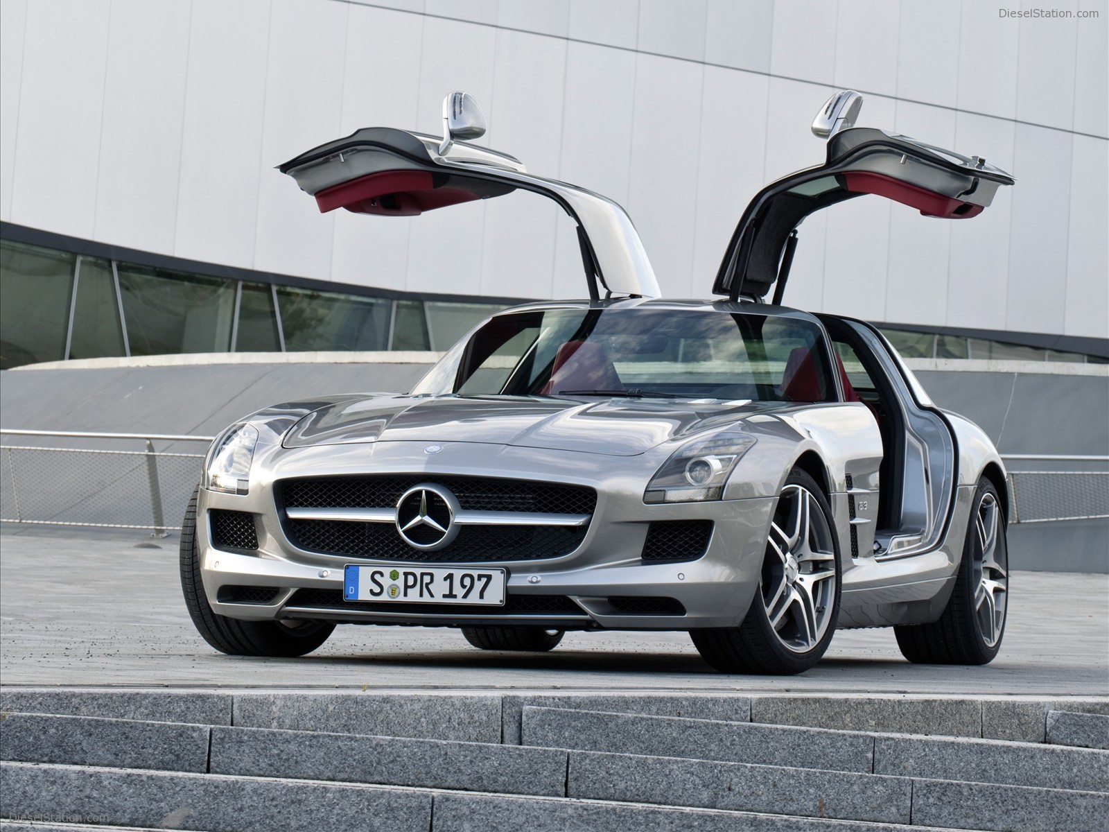 2011 Mercedes-Benz SLS AMG 