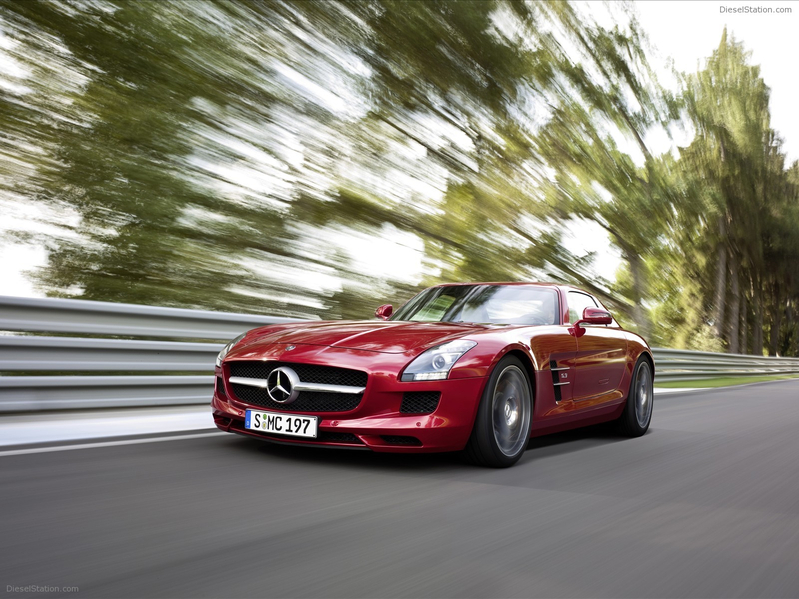 2011 Mercedes-Benz SLS AMG 