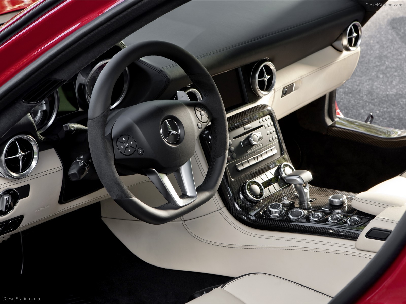 2011 Mercedes-Benz SLS AMG 