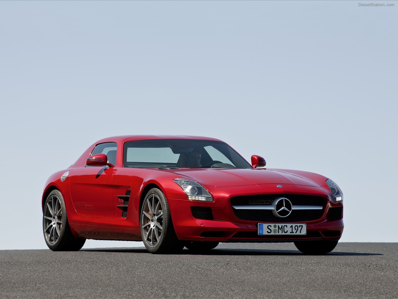 2011 Mercedes-Benz SLS AMG 