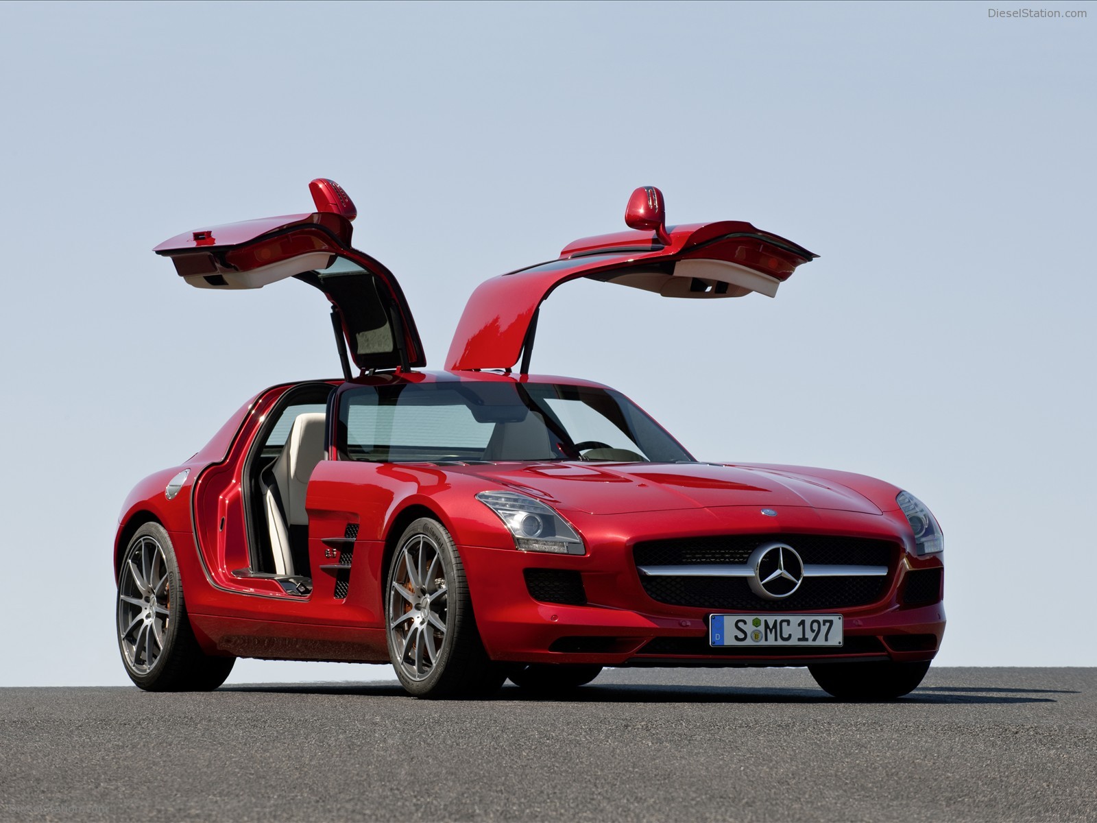 2011 Mercedes-Benz SLS AMG 