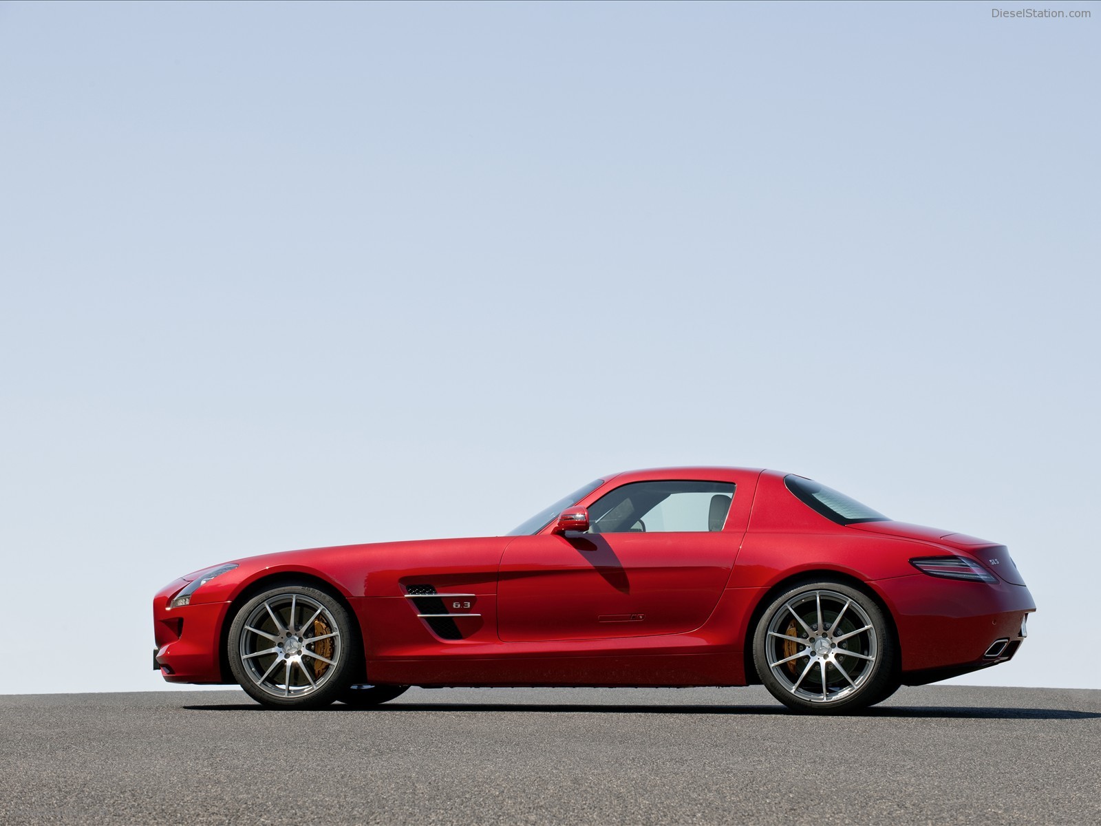 2011 Mercedes-Benz SLS AMG 