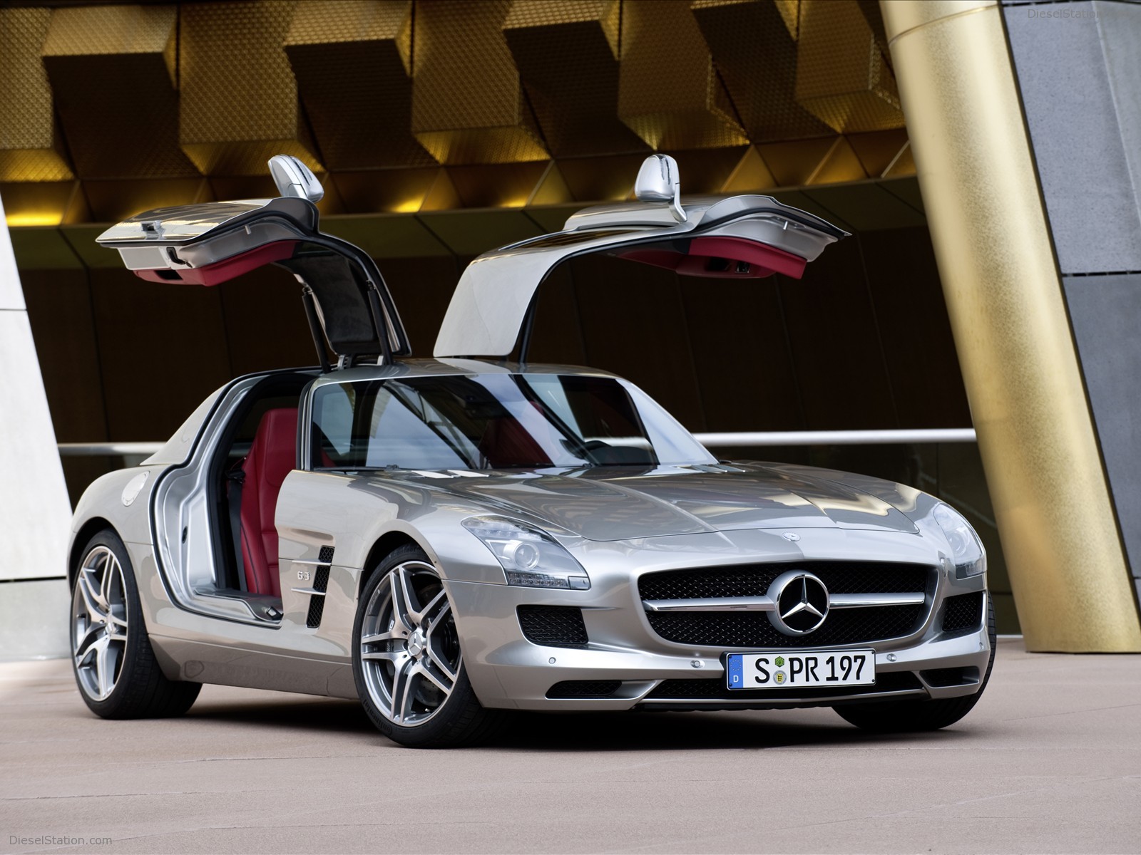 2011 Mercedes-Benz SLS AMG 