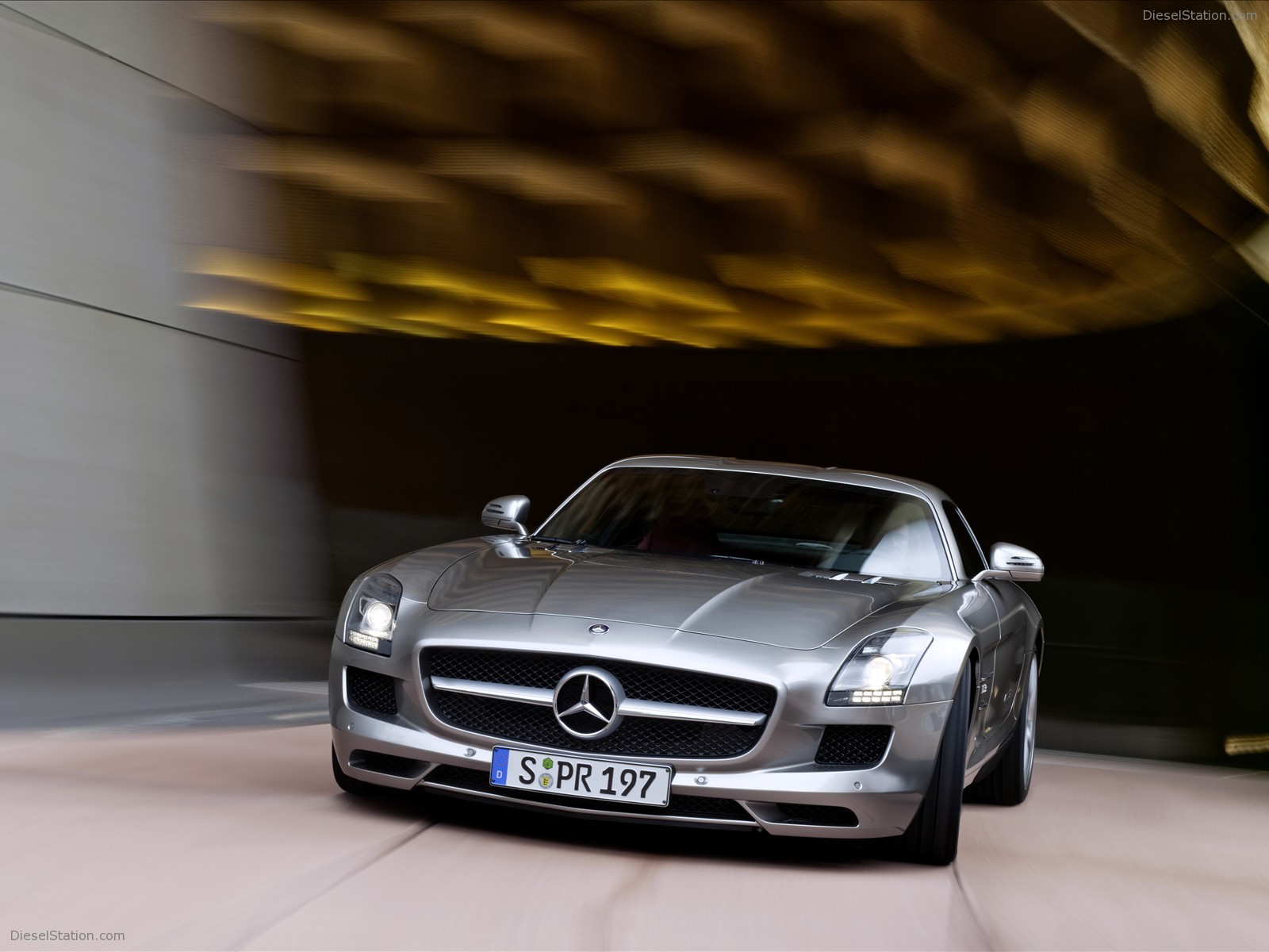 2011 Mercedes-Benz SLS AMG 
