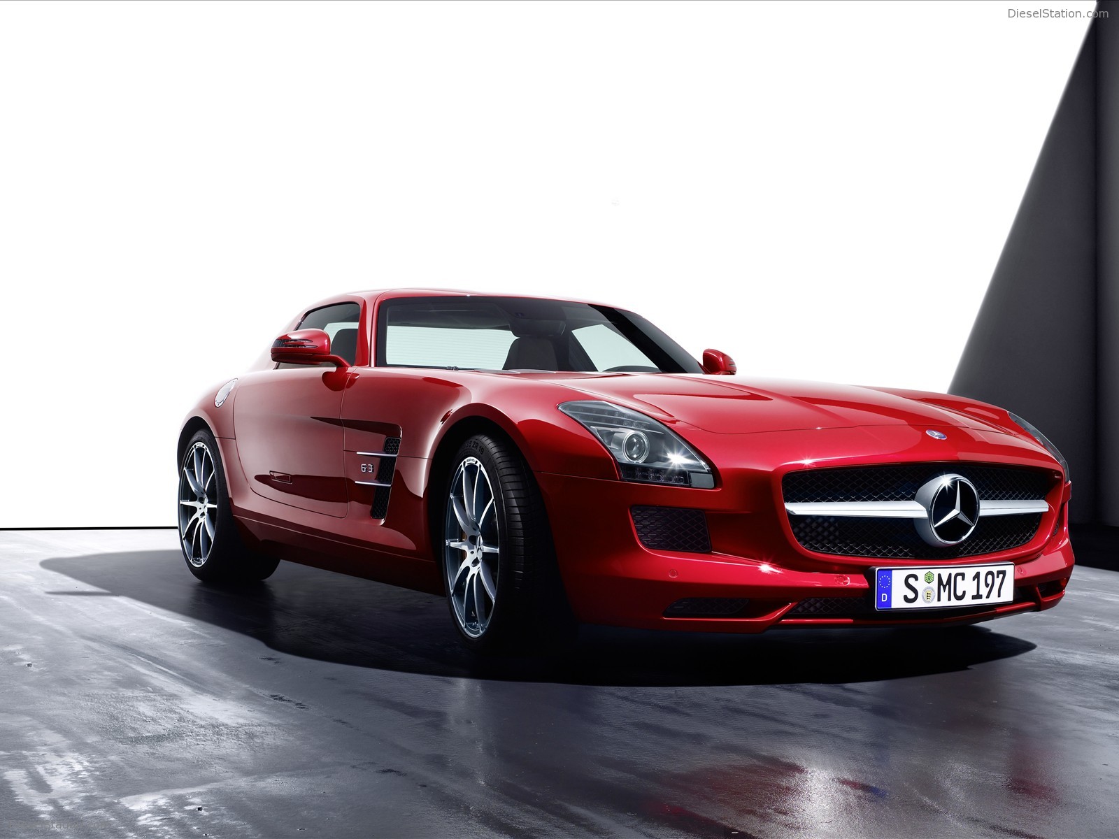 2011 Mercedes-Benz SLS AMG 