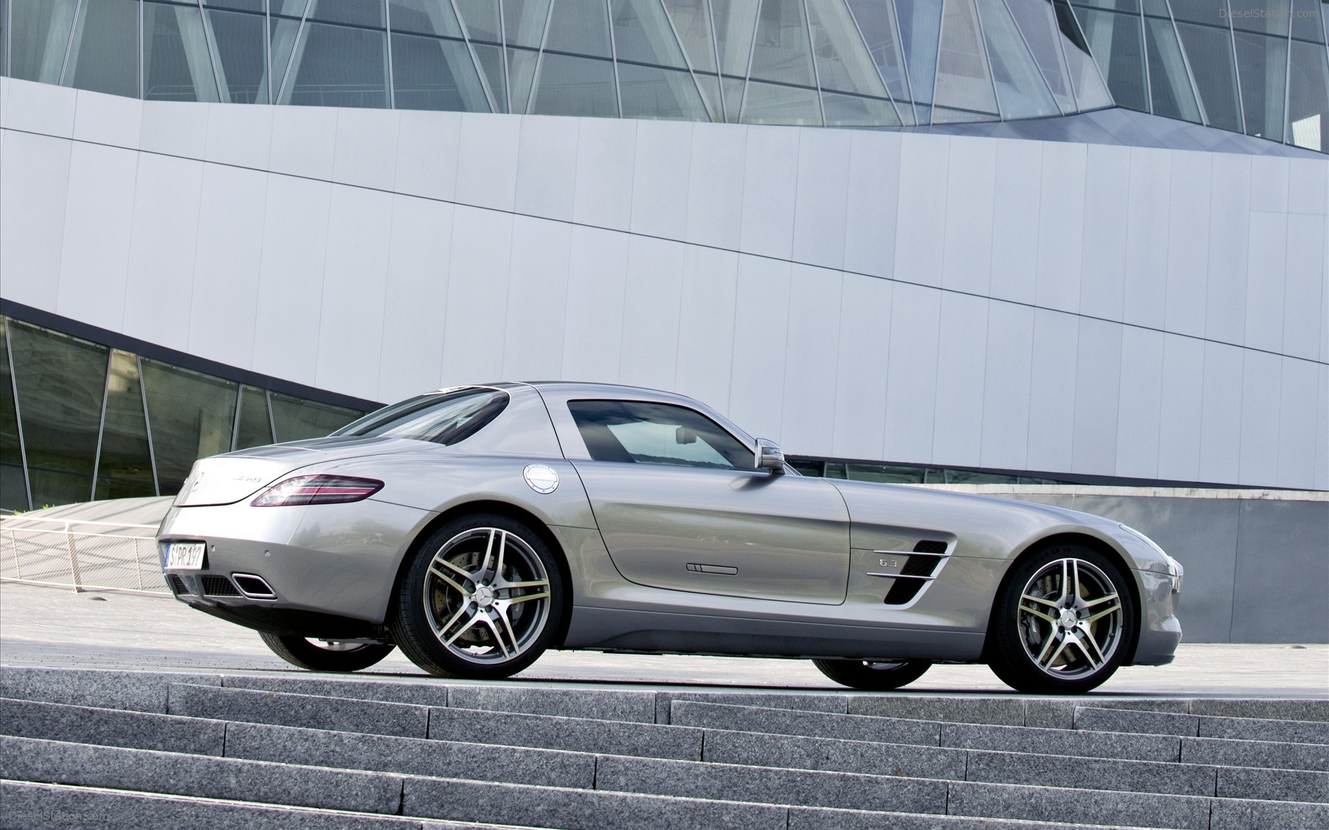 2011 Mercedes-Benz SLS AMG 