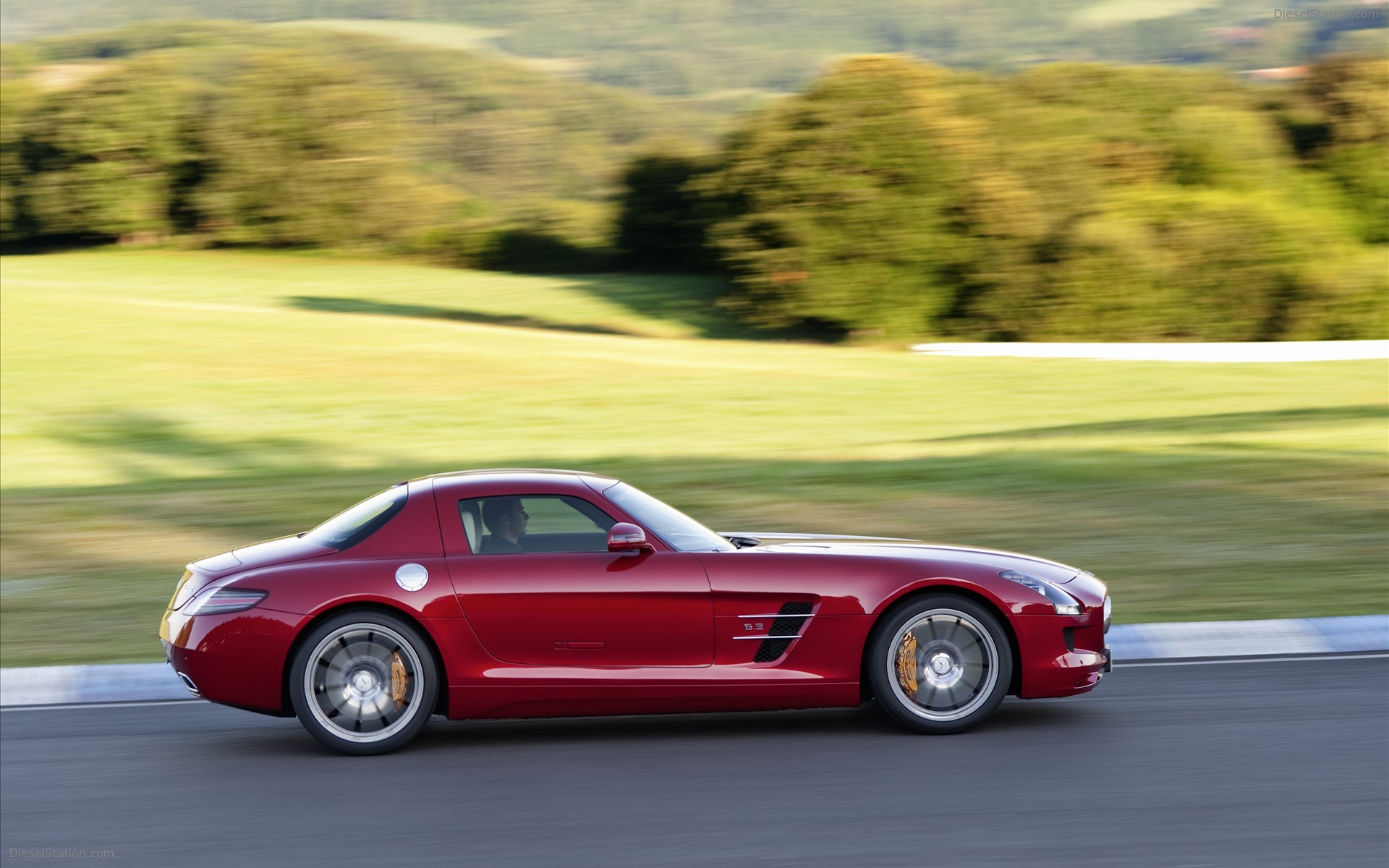 2011 Mercedes-Benz SLS AMG 