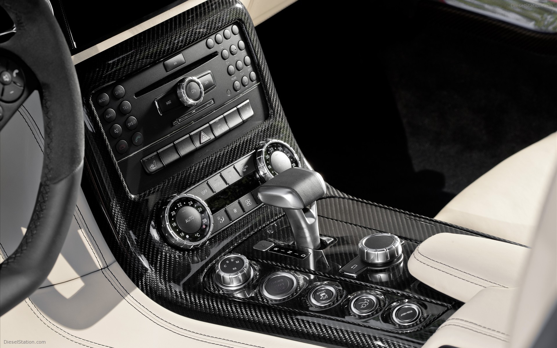 2011 Mercedes-Benz SLS AMG 