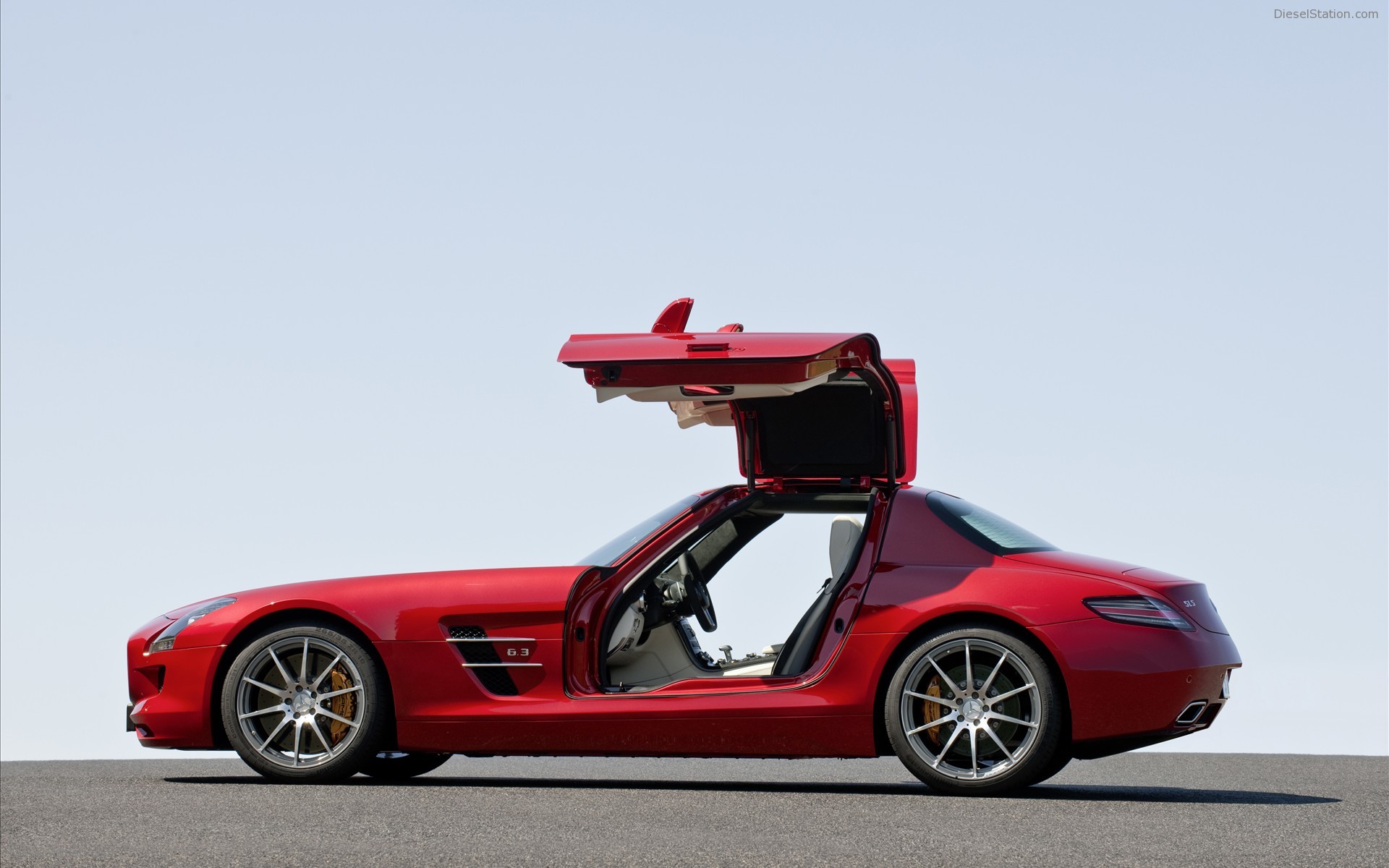 2011 Mercedes-Benz SLS AMG 