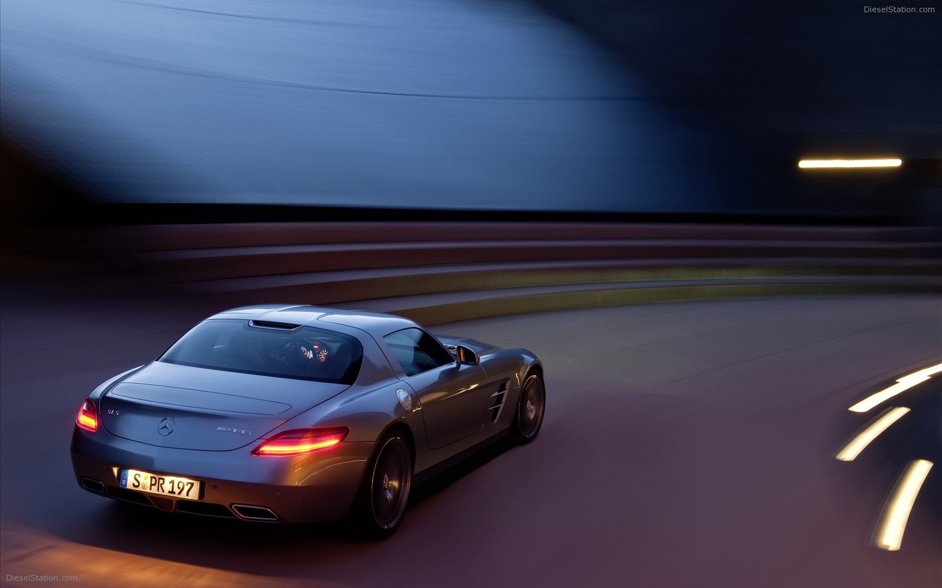 2011 Mercedes-Benz SLS AMG 