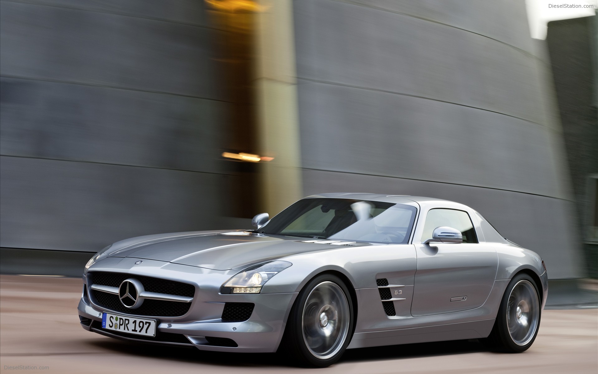 2011 Mercedes-Benz SLS AMG 
