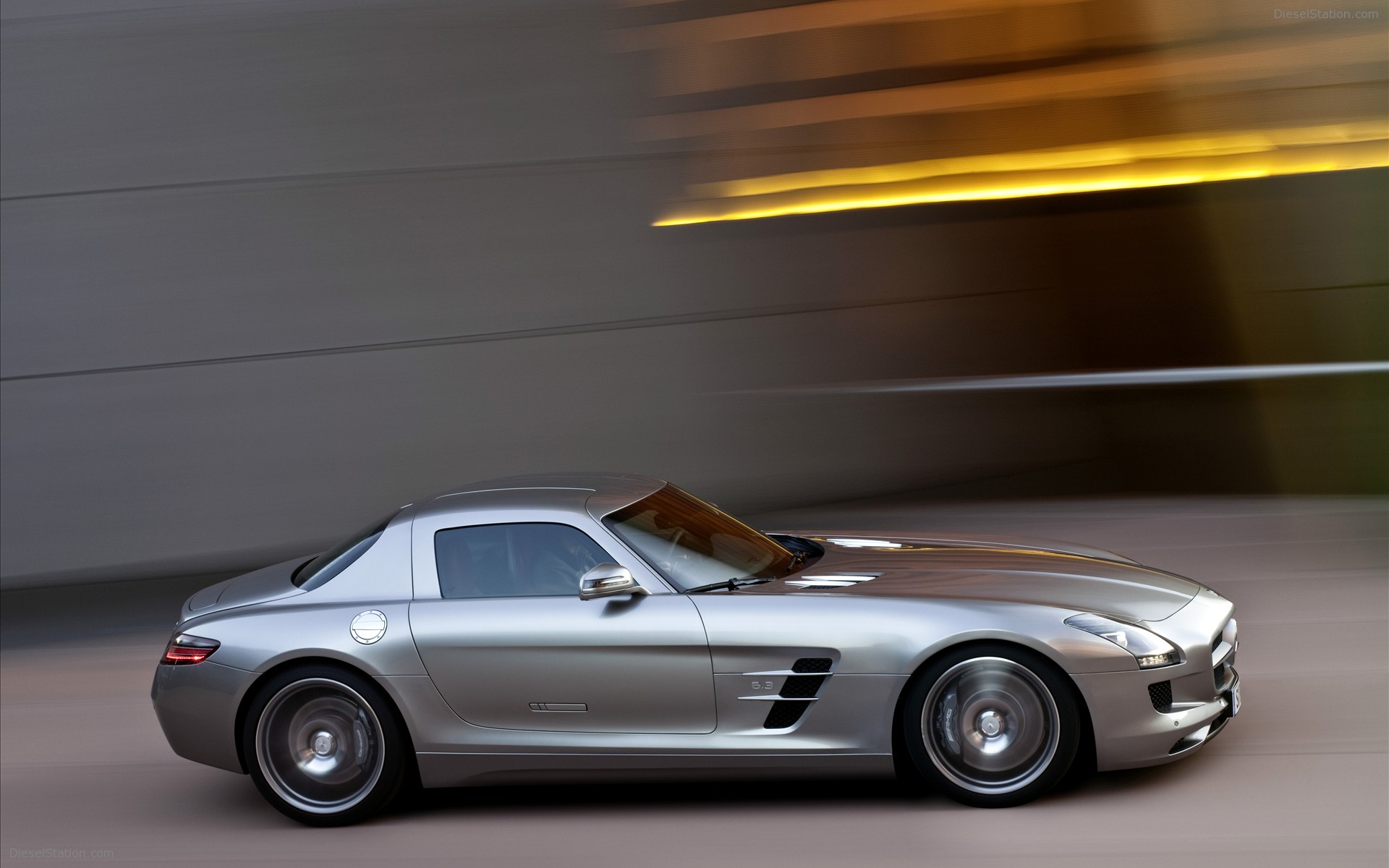 2011 Mercedes-Benz SLS AMG 
