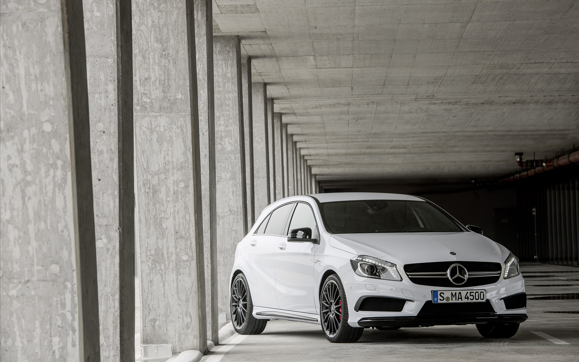 Mercedes-Benz A45 AMG 2014