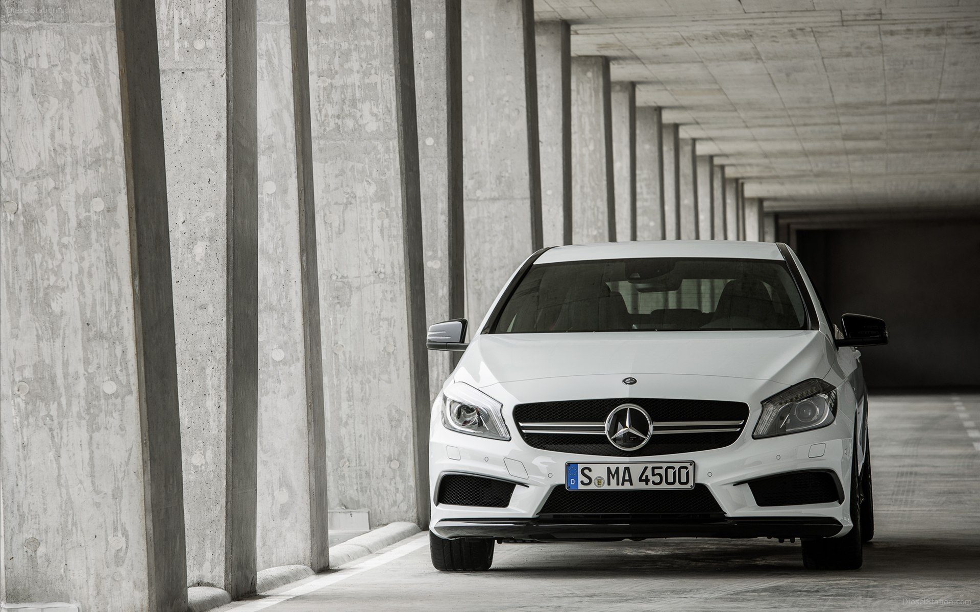 Mercedes-Benz A45 AMG 2014