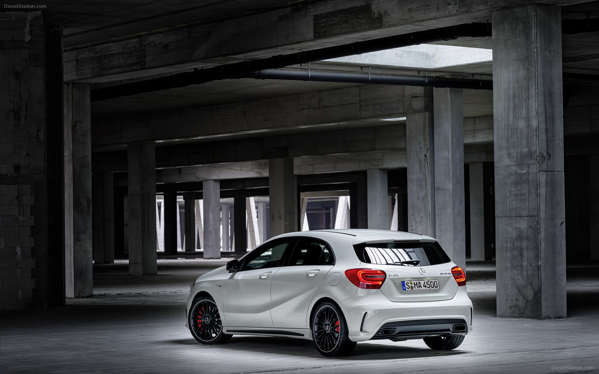 Mercedes-Benz A45 AMG 2014