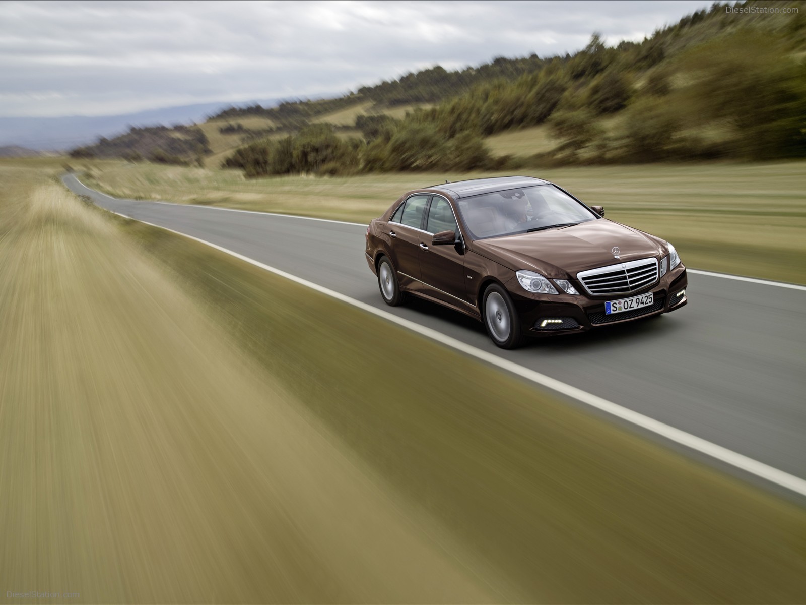 All New 2010 Mercedes Benz E Class