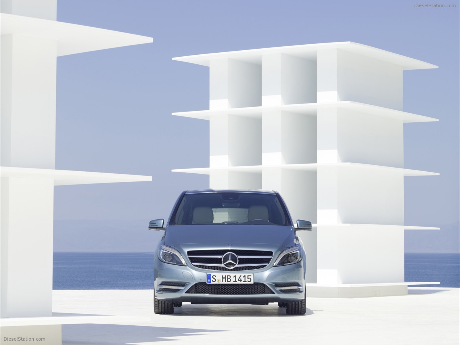 Mercedes-Benz B-Class 2012