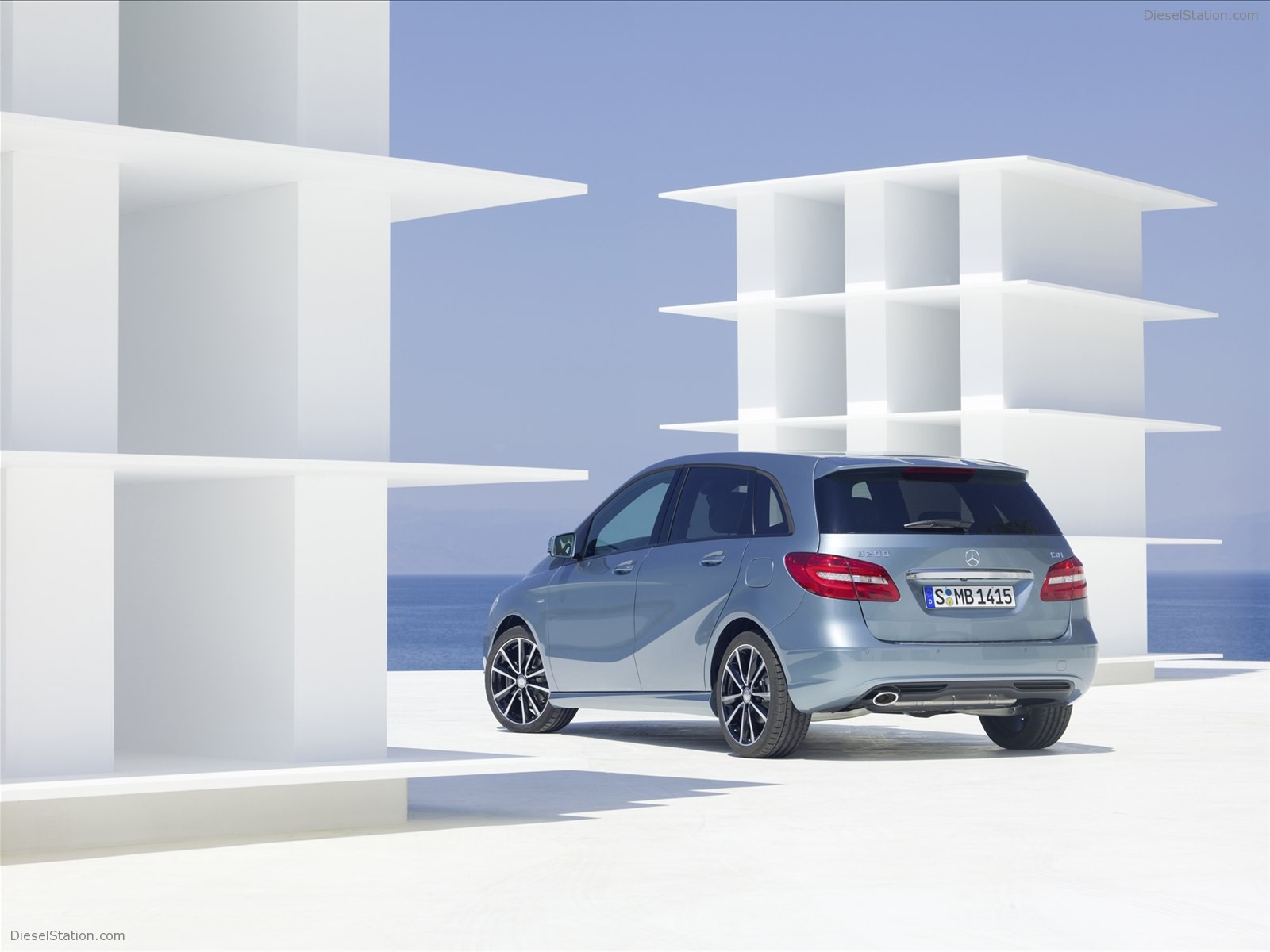 Mercedes-Benz B-Class 2012
