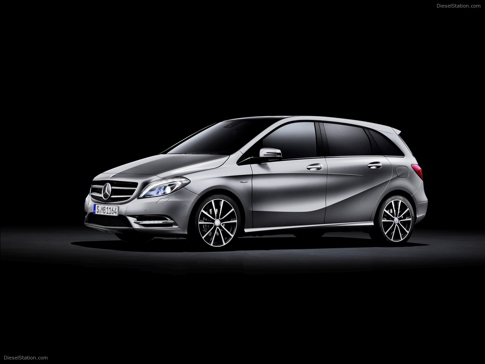 Mercedes-Benz B-Class 2012