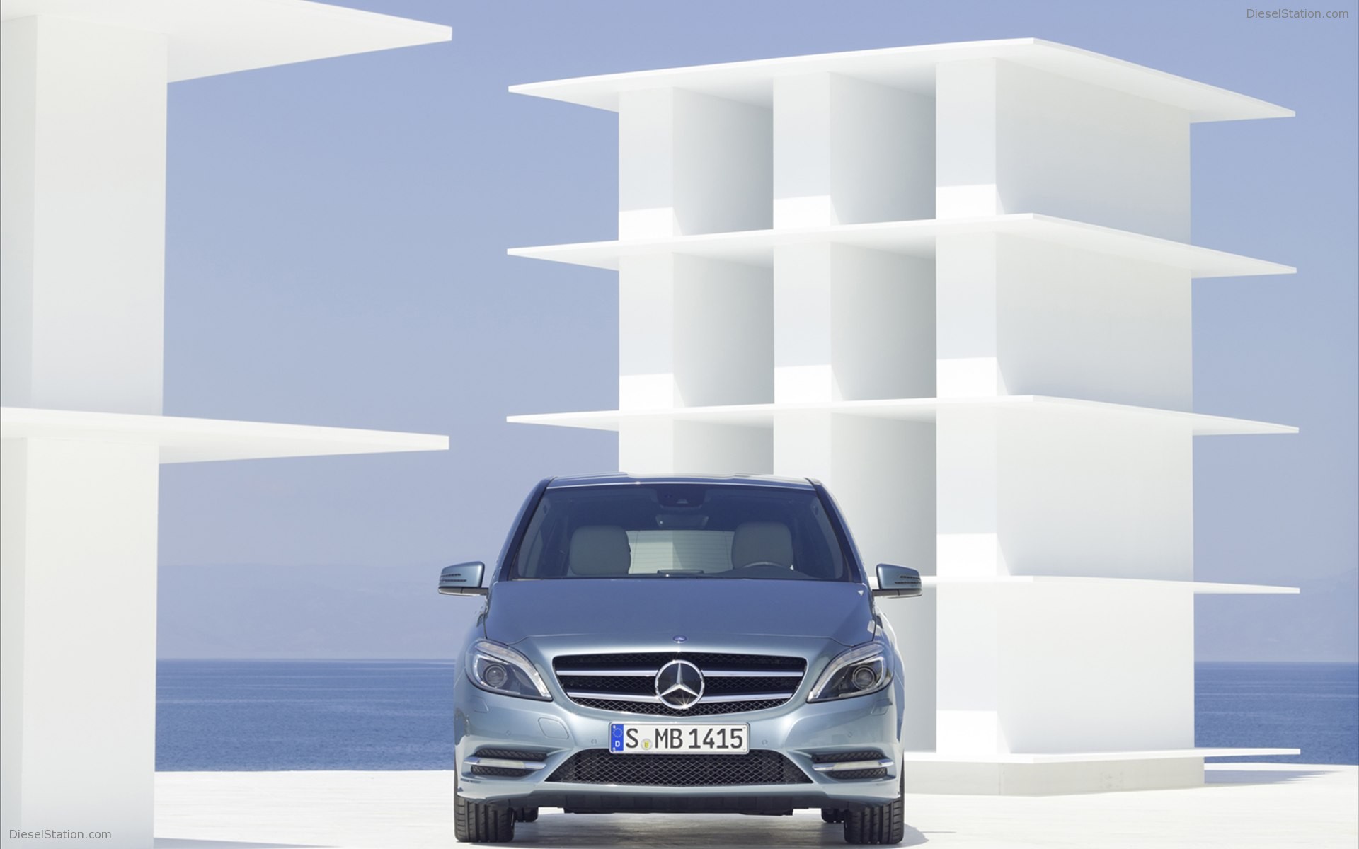 Mercedes-Benz B-Class 2012