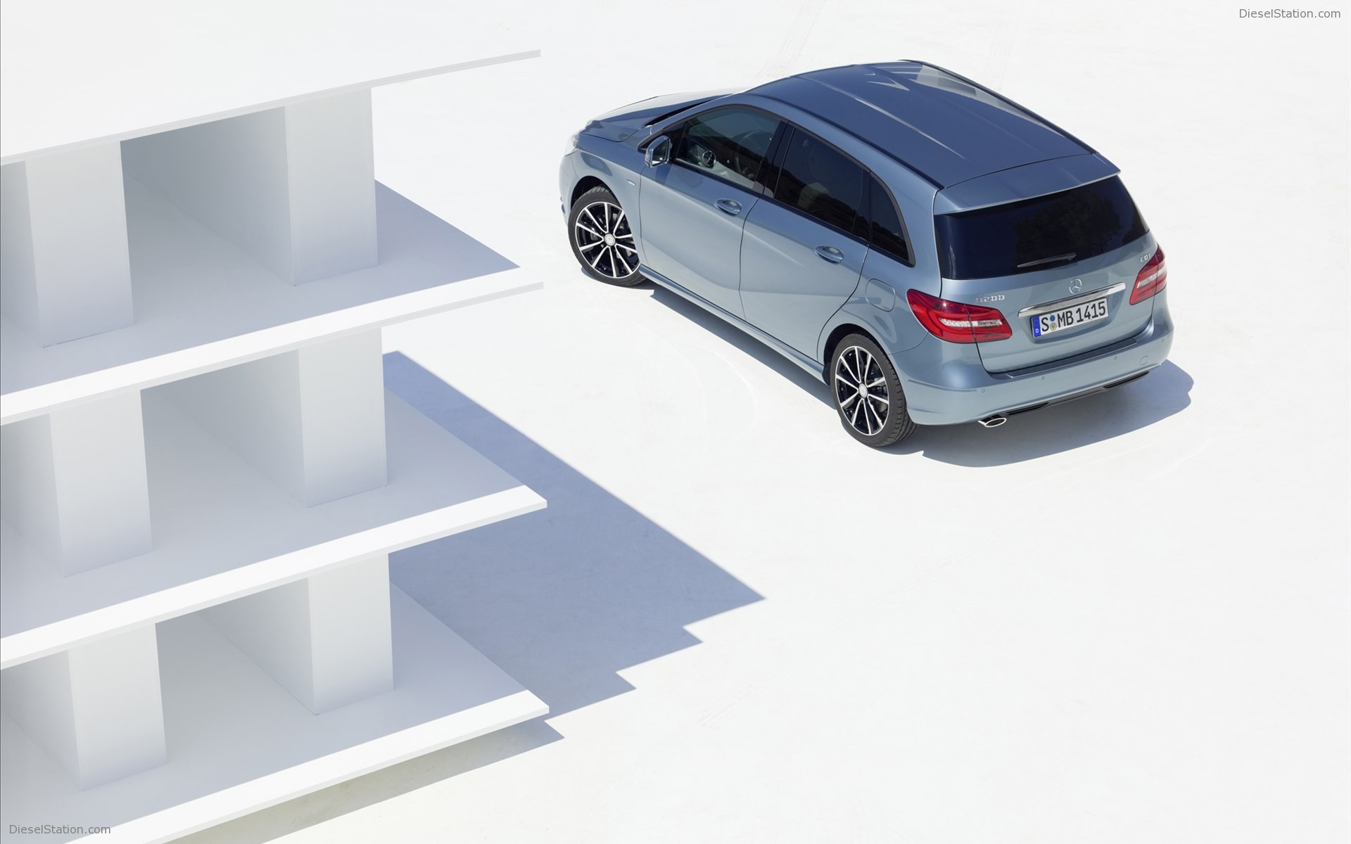 Mercedes-Benz B-Class 2012