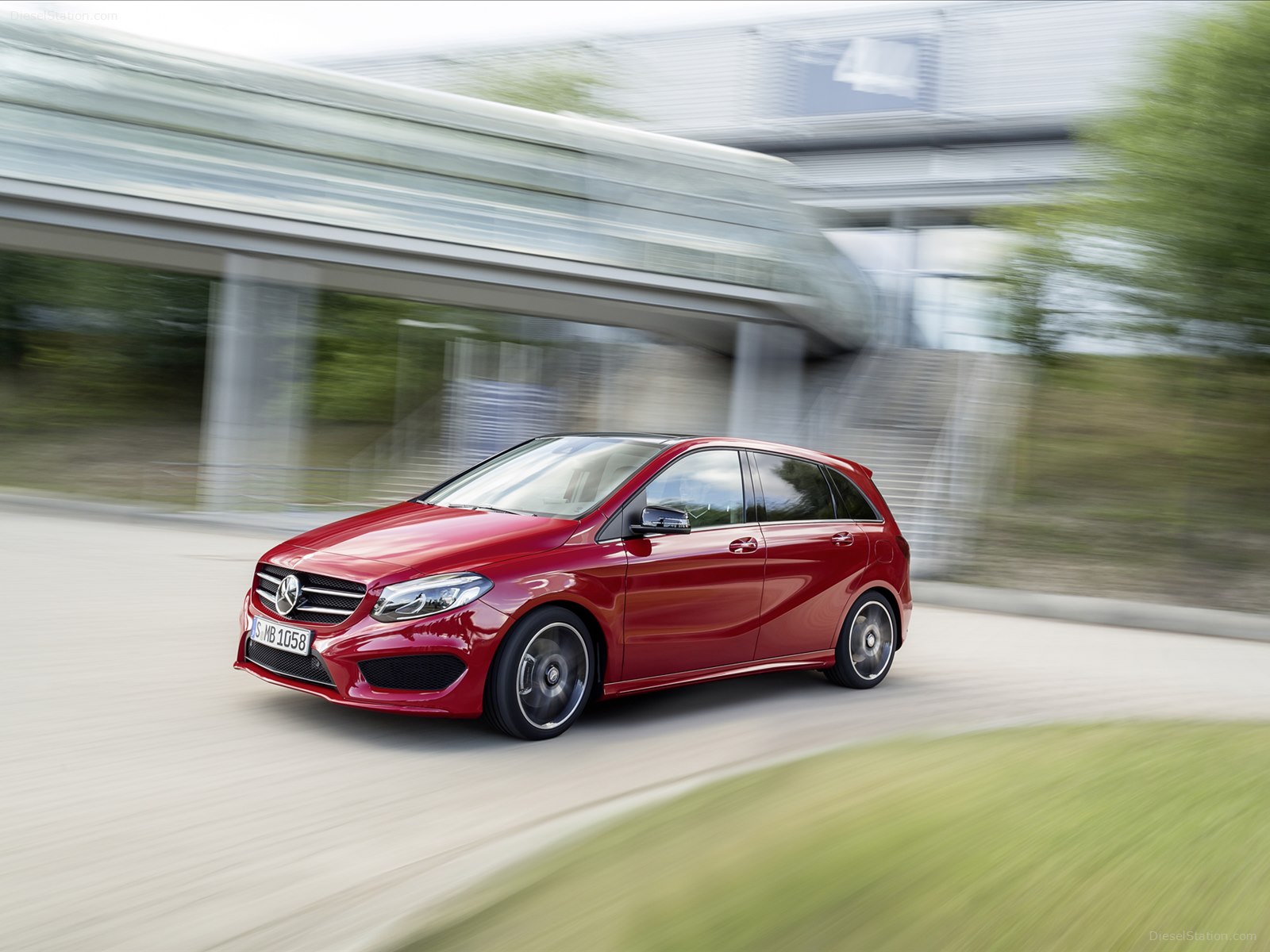 Mercedes-Benz B-Class 2015