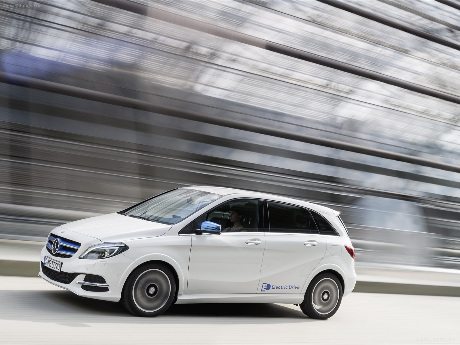 Mercedes-Benz B-Class 2015