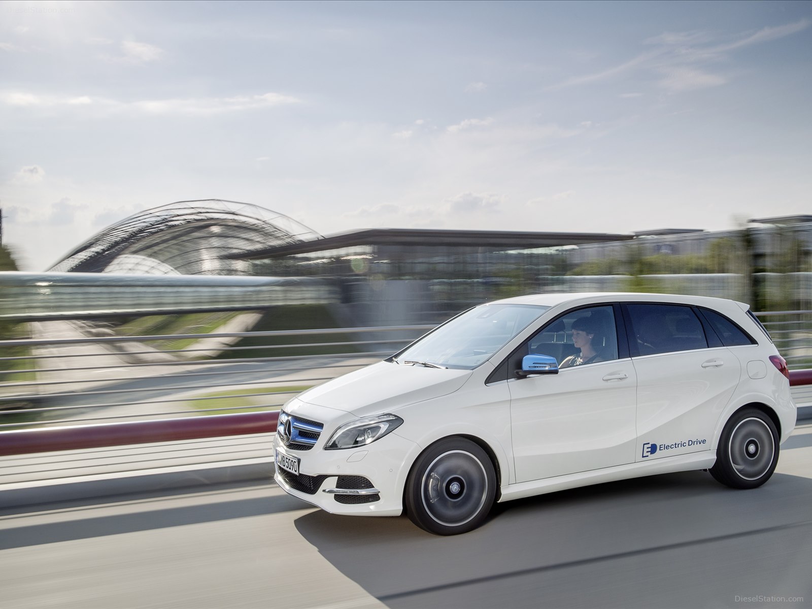 Mercedes-Benz B-Class 2015