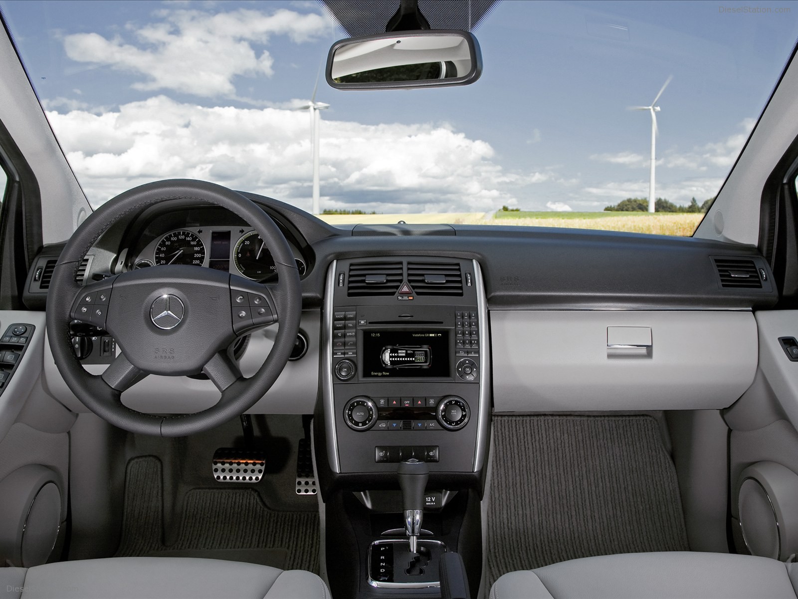 Mercedes Benz B-Class F-CELL