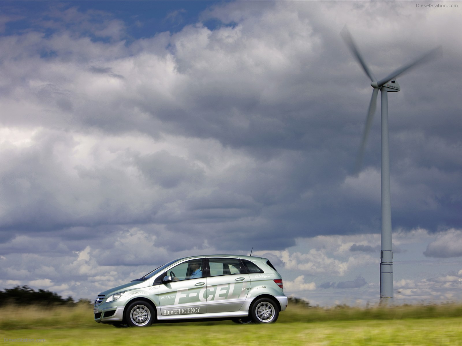 Mercedes Benz B-Class F-CELL