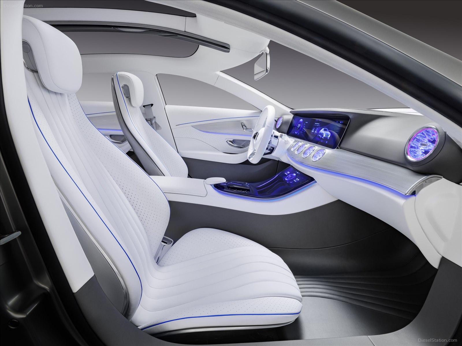 Mercedes Benz IAA Concept 2016