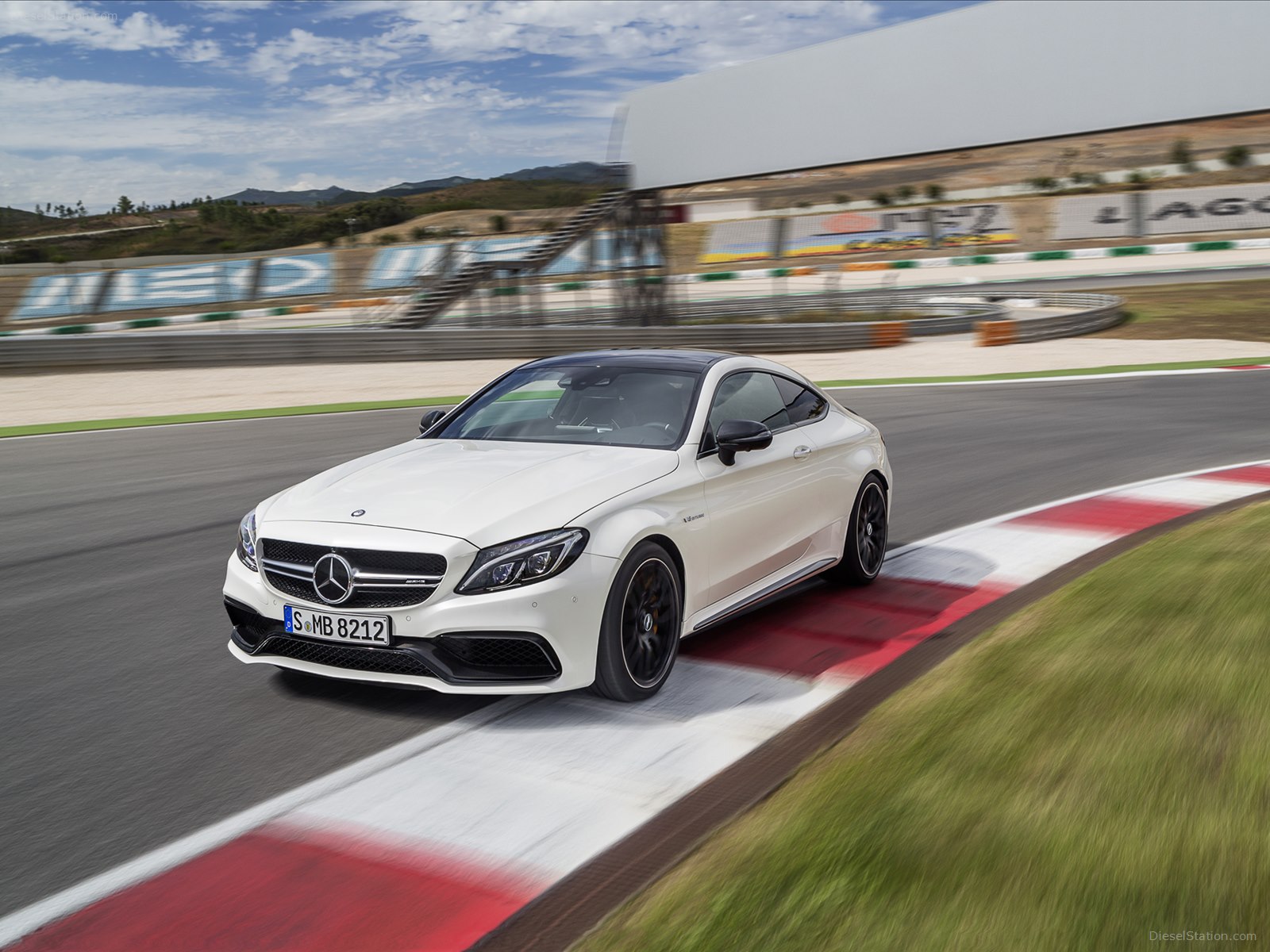 Mercedes-Benz C63 AMG Coupe 2017