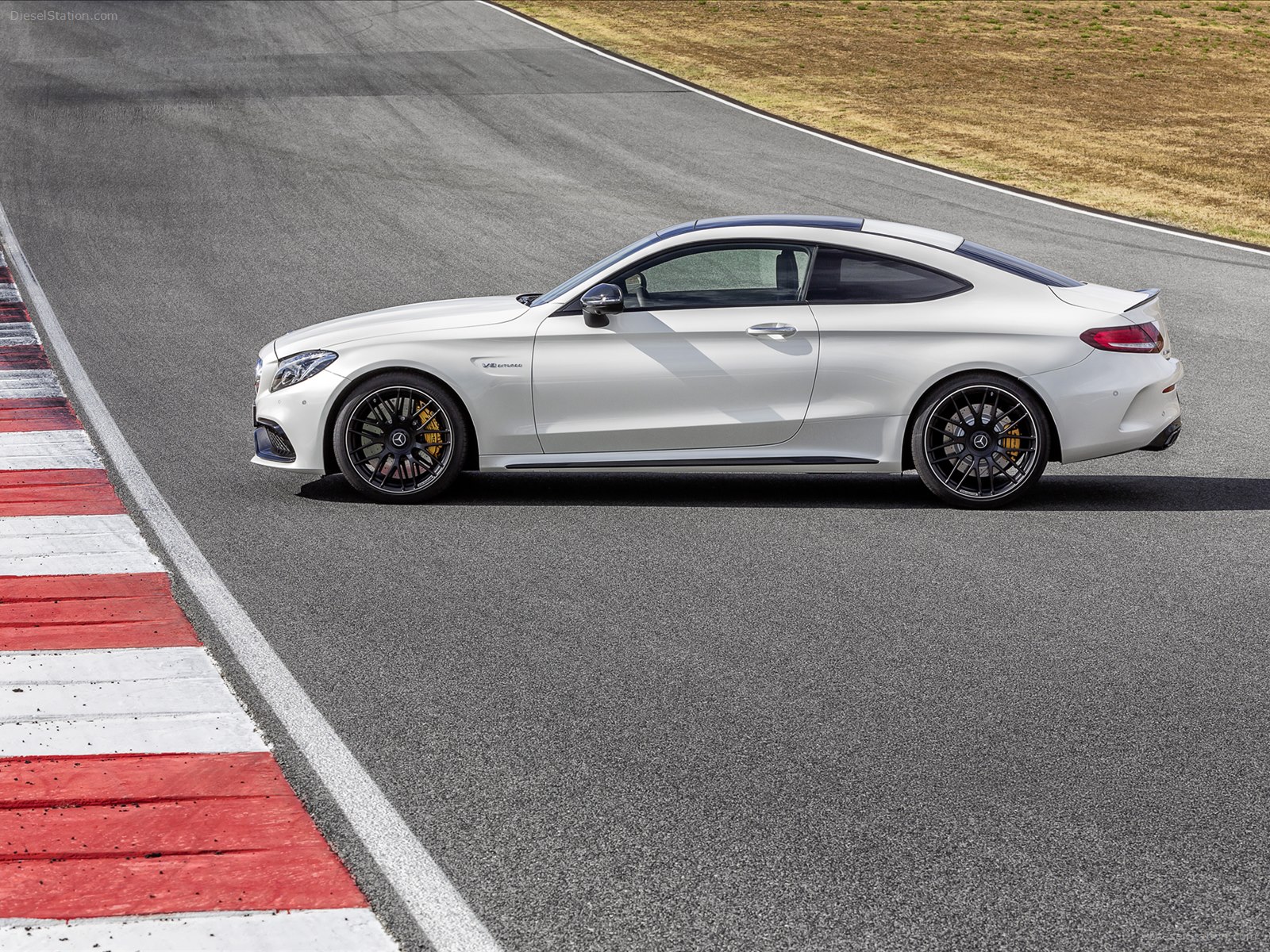 Mercedes-Benz C63 AMG Coupe 2017