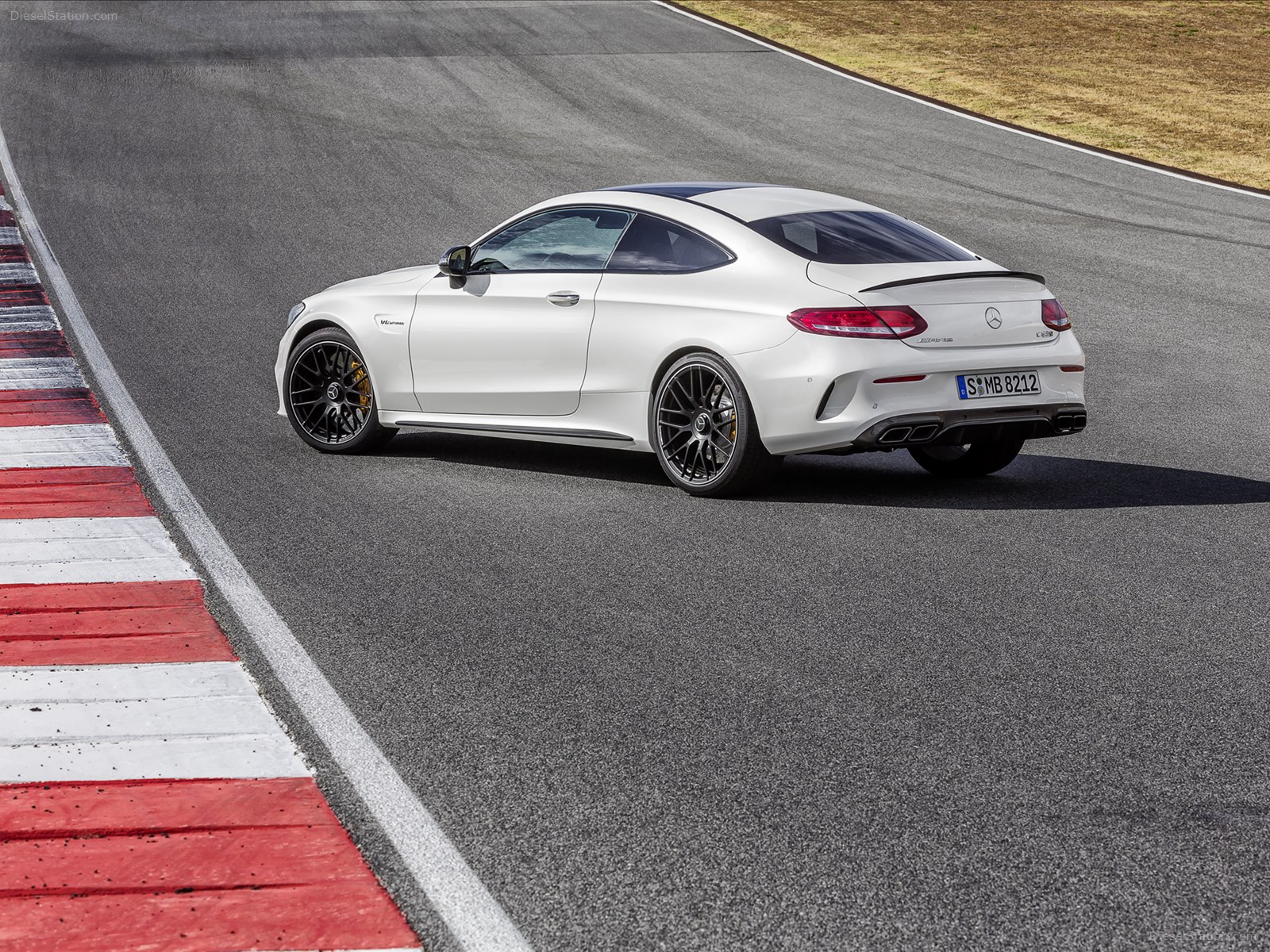 Mercedes-Benz C63 AMG Coupe 2017