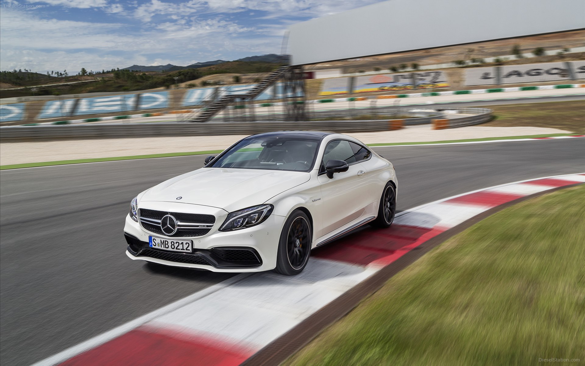 Mercedes-Benz C63 AMG Coupe 2017