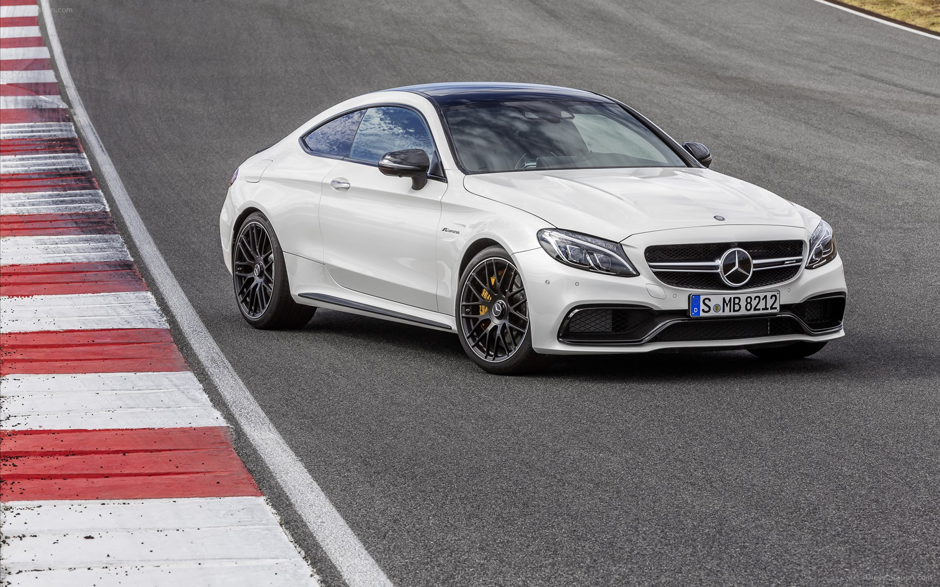 Mercedes-Benz C63 AMG Coupe 2017