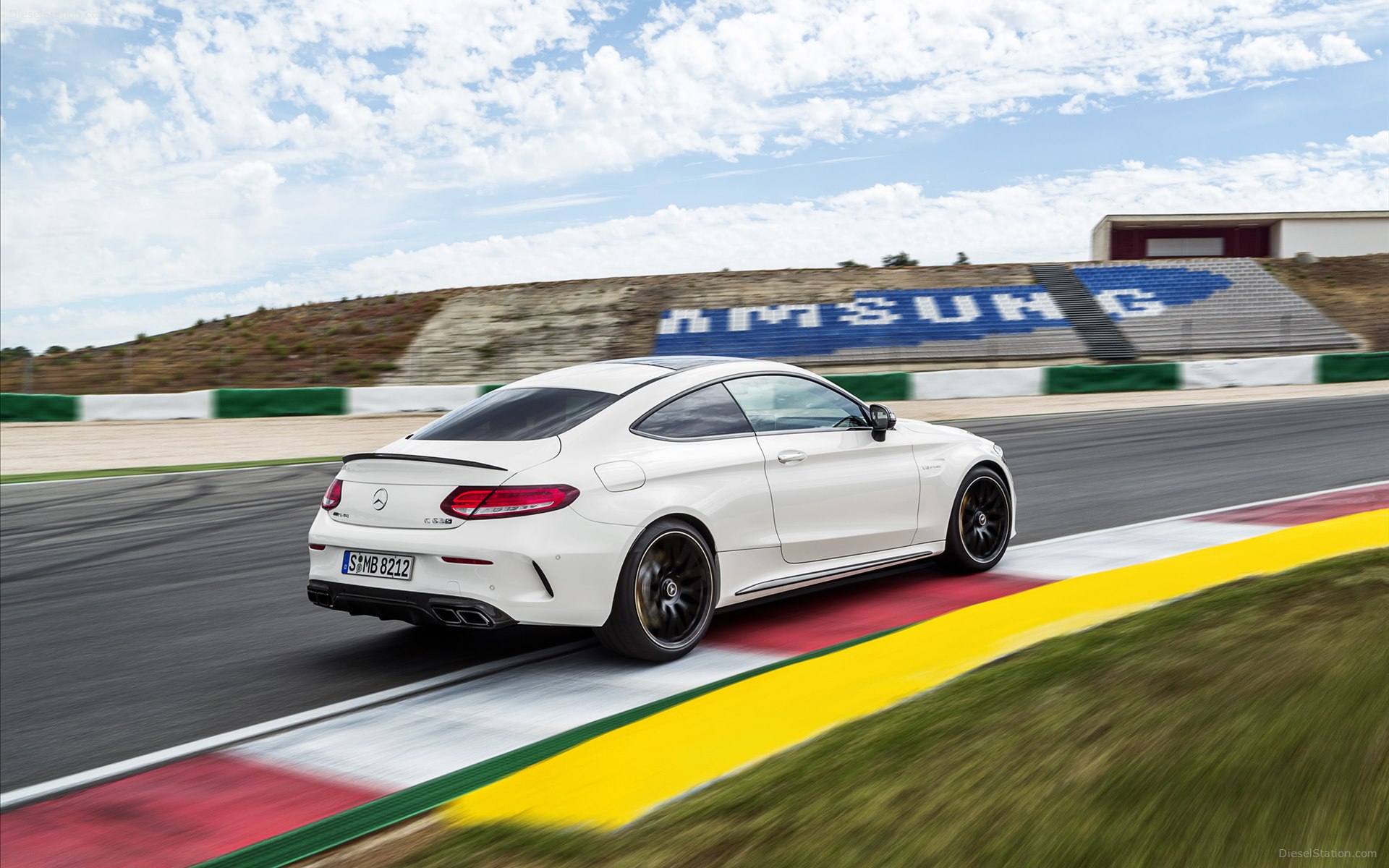 Mercedes-Benz C63 AMG Coupe 2017