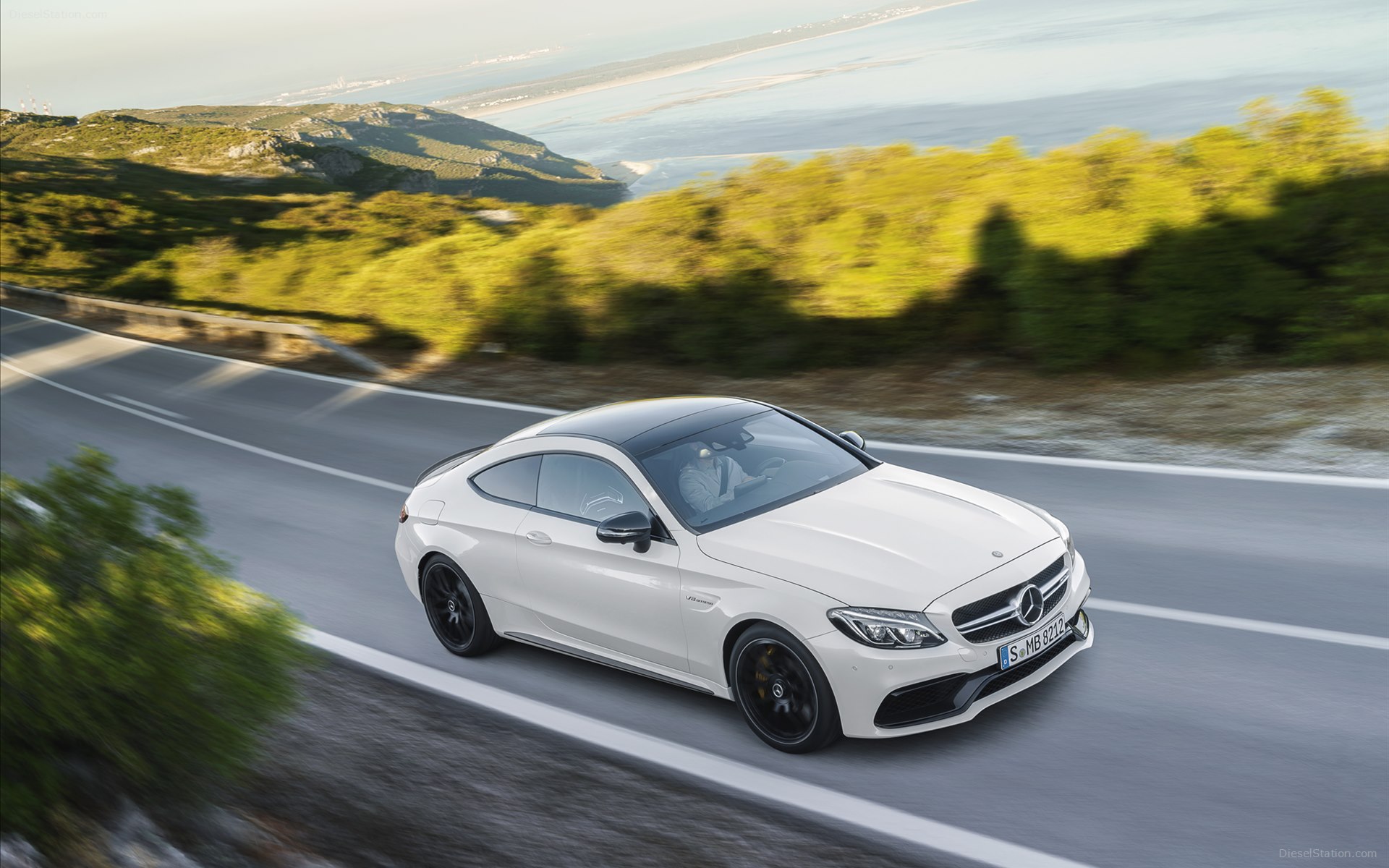 Mercedes-Benz C63 AMG Coupe 2017
