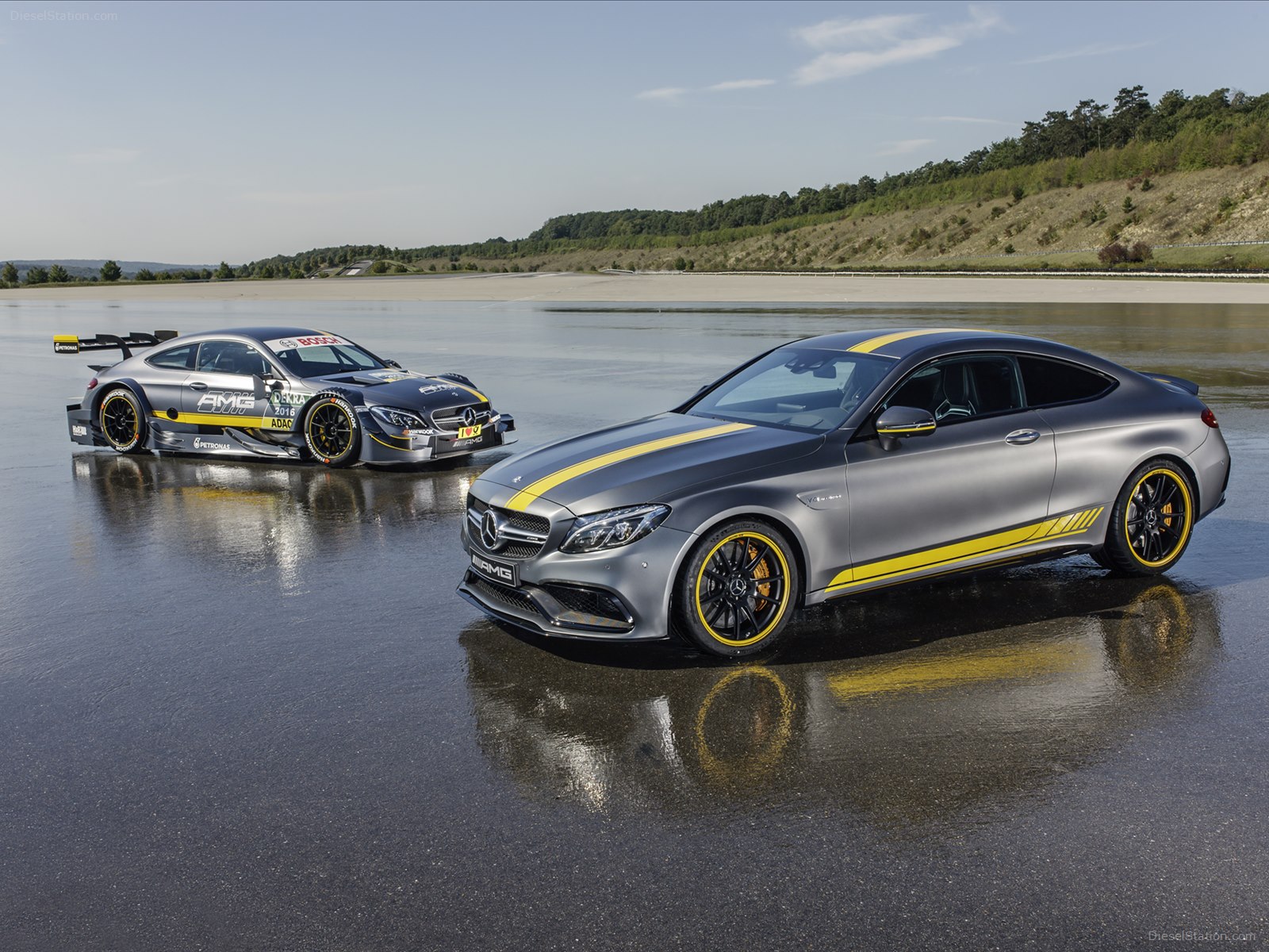 Mercedes-Benz C63 AMG Coupe Edition 1 2017 Mercedes-Benz C63 AMG Coupe Edition 1 2017